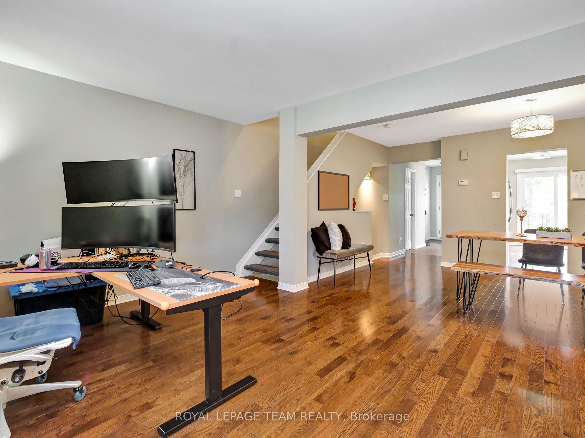 Photo 7 of 53 Thornbury Crescent, Ottawa, Centrepointe — HOMEH