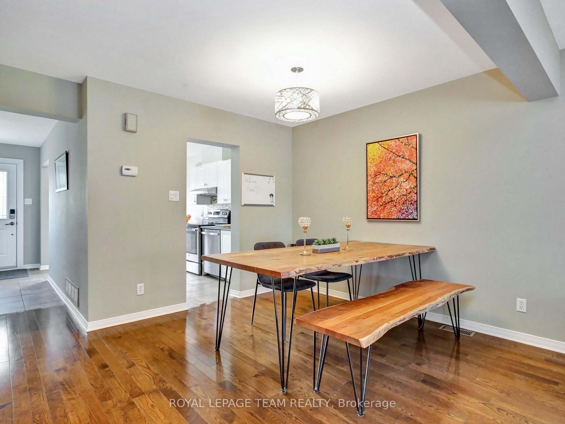 Photo 9 of 53 Thornbury Crescent, Ottawa, Centrepointe — HOMEH