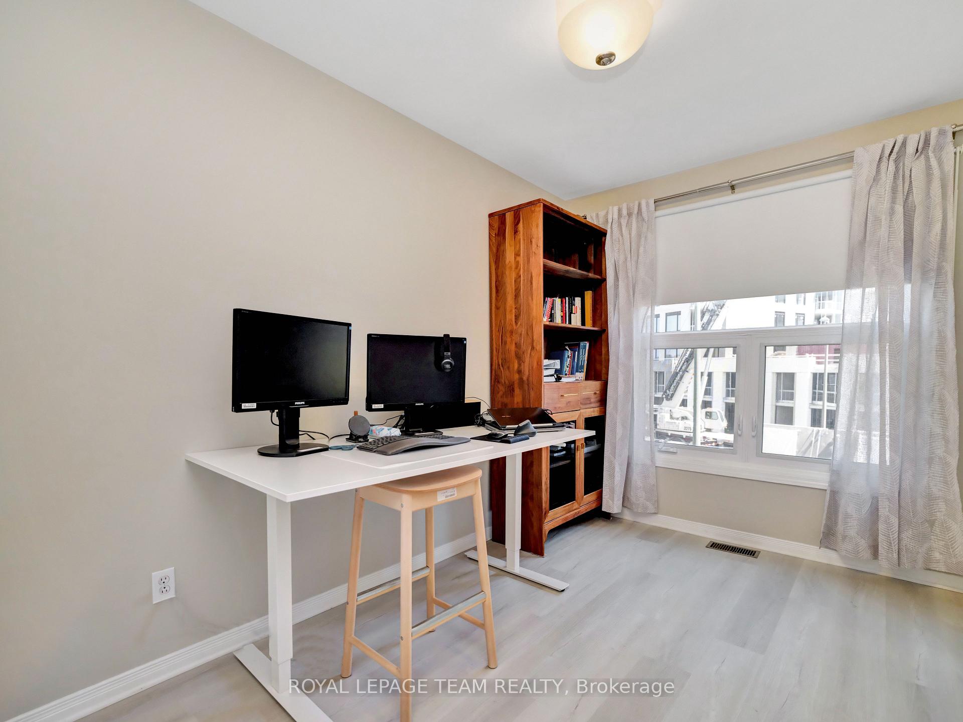 Photo 26 of 53 Thornbury Crescent, Ottawa, Centrepointe — HOMEH