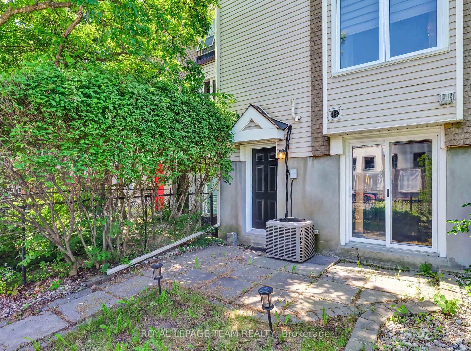 Photo 29 of 53 Thornbury Crescent, Ottawa, Centrepointe — HOMEH