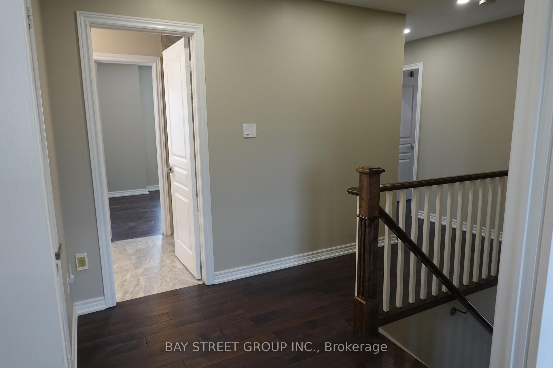 Photo 8 of 36 Vipond Road, Whitby, Brooklin — HOMEH