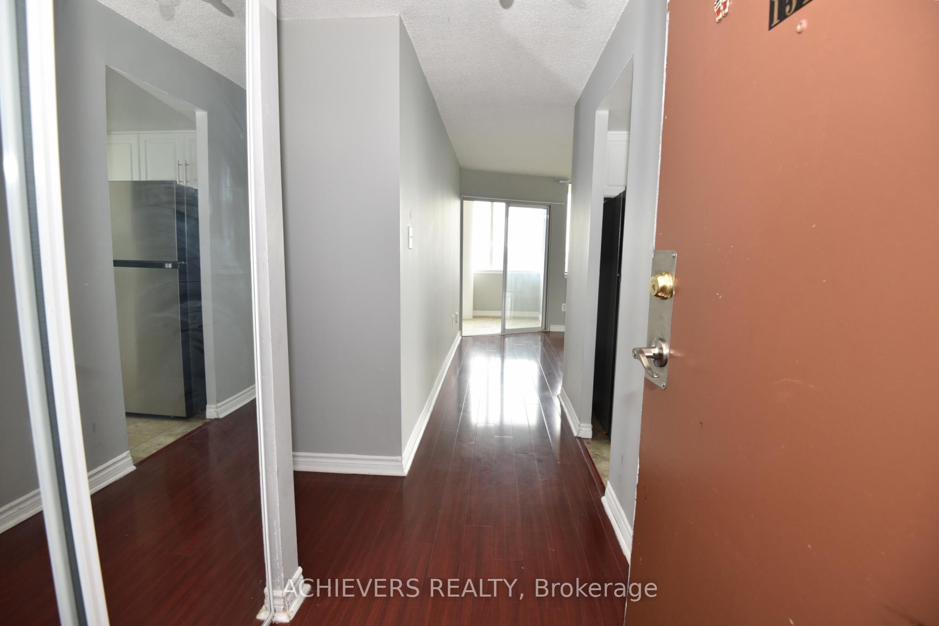 Photo 6 of Unit 1512, 21 Markbrook Lane, Etobicoke, Mount Olive-Silverstone-Jamestown — HOMEH
