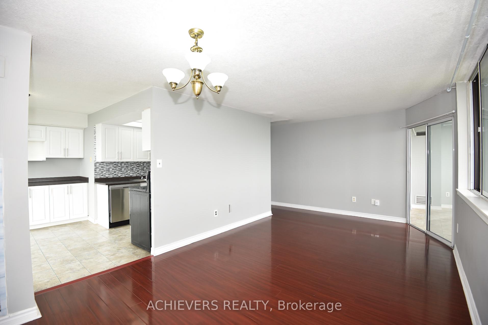 Photo 10 of Unit 1512, 21 Markbrook Lane, Etobicoke, Mount Olive-Silverstone-Jamestown — HOMEH