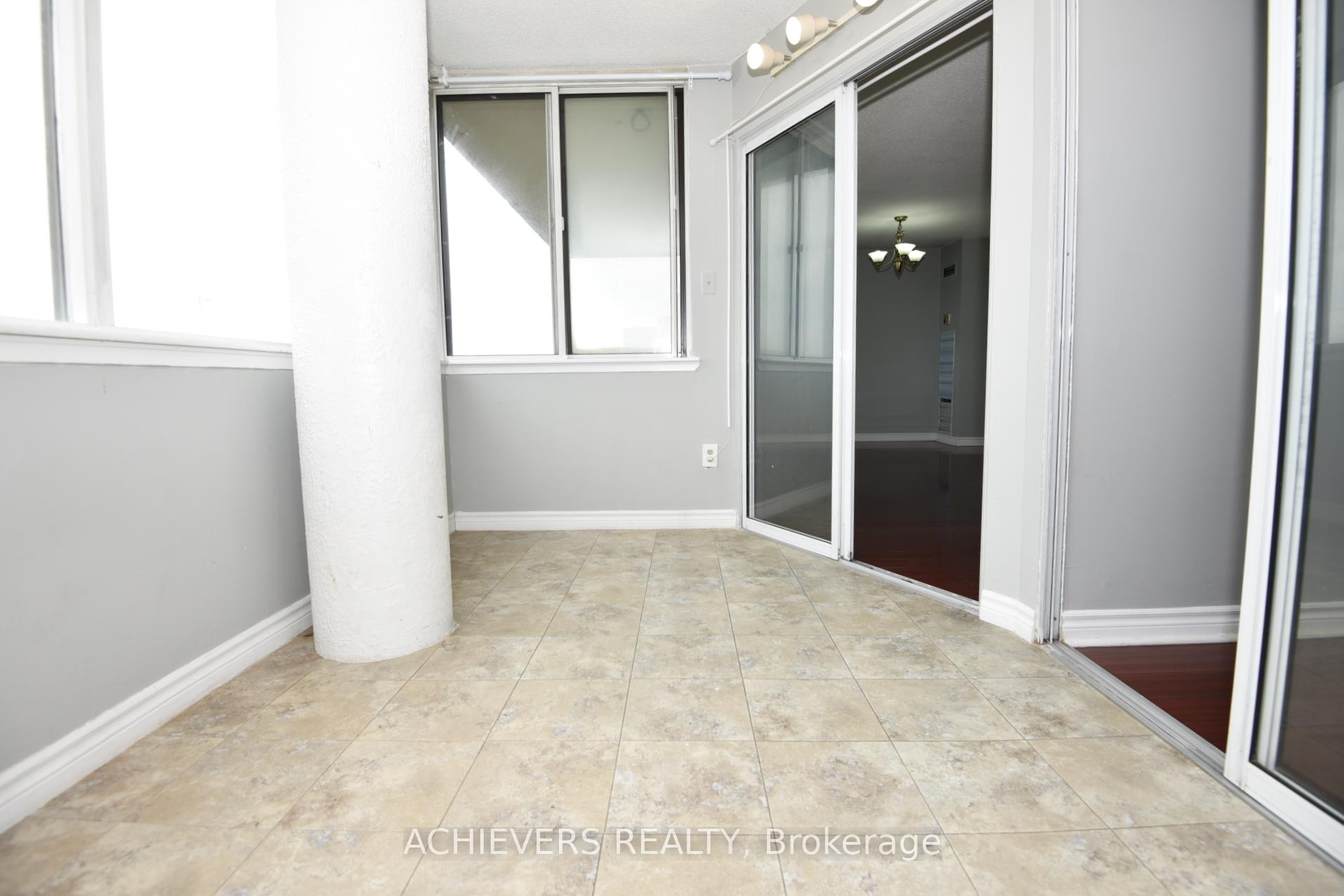 Photo 13 of Unit 1512, 21 Markbrook Lane, Etobicoke, Mount Olive-Silverstone-Jamestown — HOMEH
