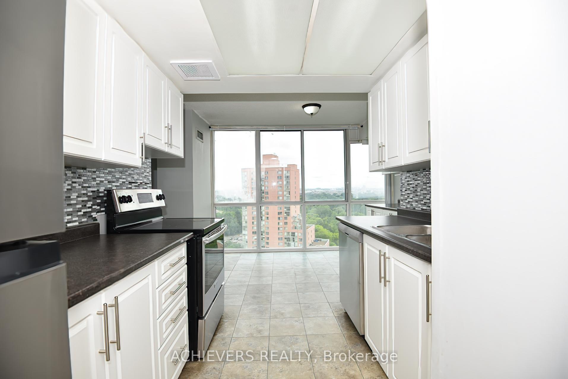 Photo 21 of Unit 1512, 21 Markbrook Lane, Etobicoke, Mount Olive-Silverstone-Jamestown — HOMEH