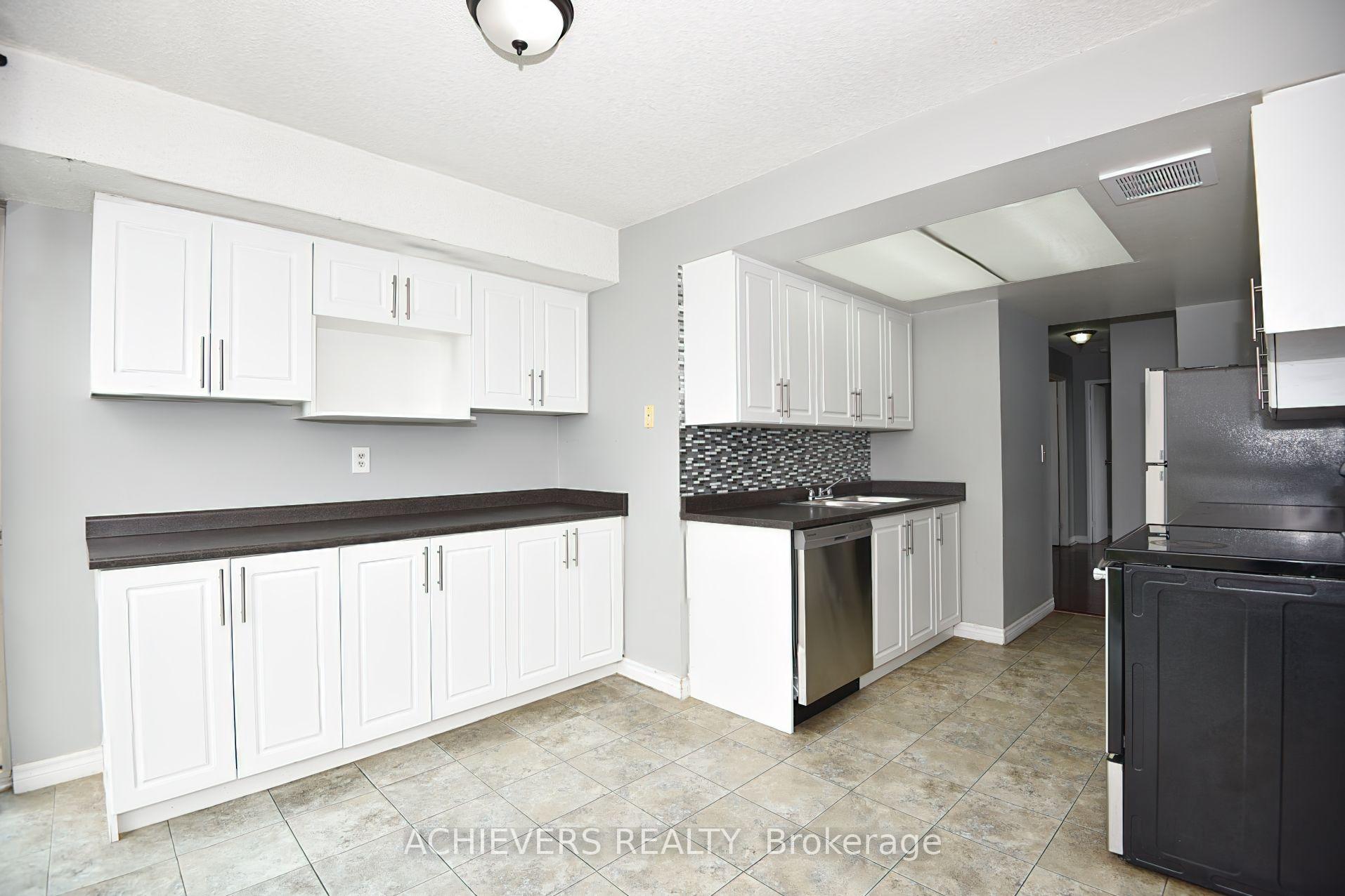 Photo 22 of Unit 1512, 21 Markbrook Lane, Etobicoke, Mount Olive-Silverstone-Jamestown — HOMEH