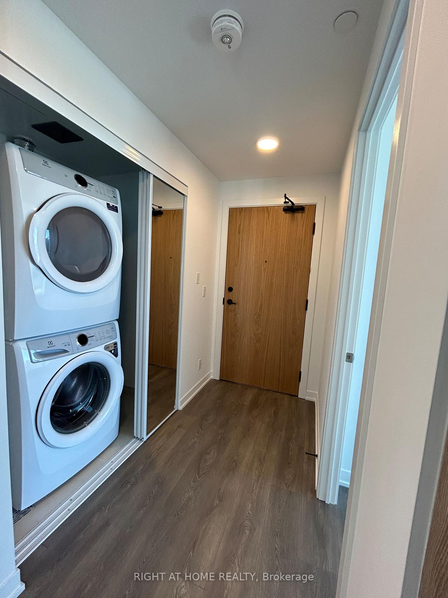 Photo 3 of Unit 1023, 7950 Bathurst Street, Vaughan, Beverley Glen — HOMEH