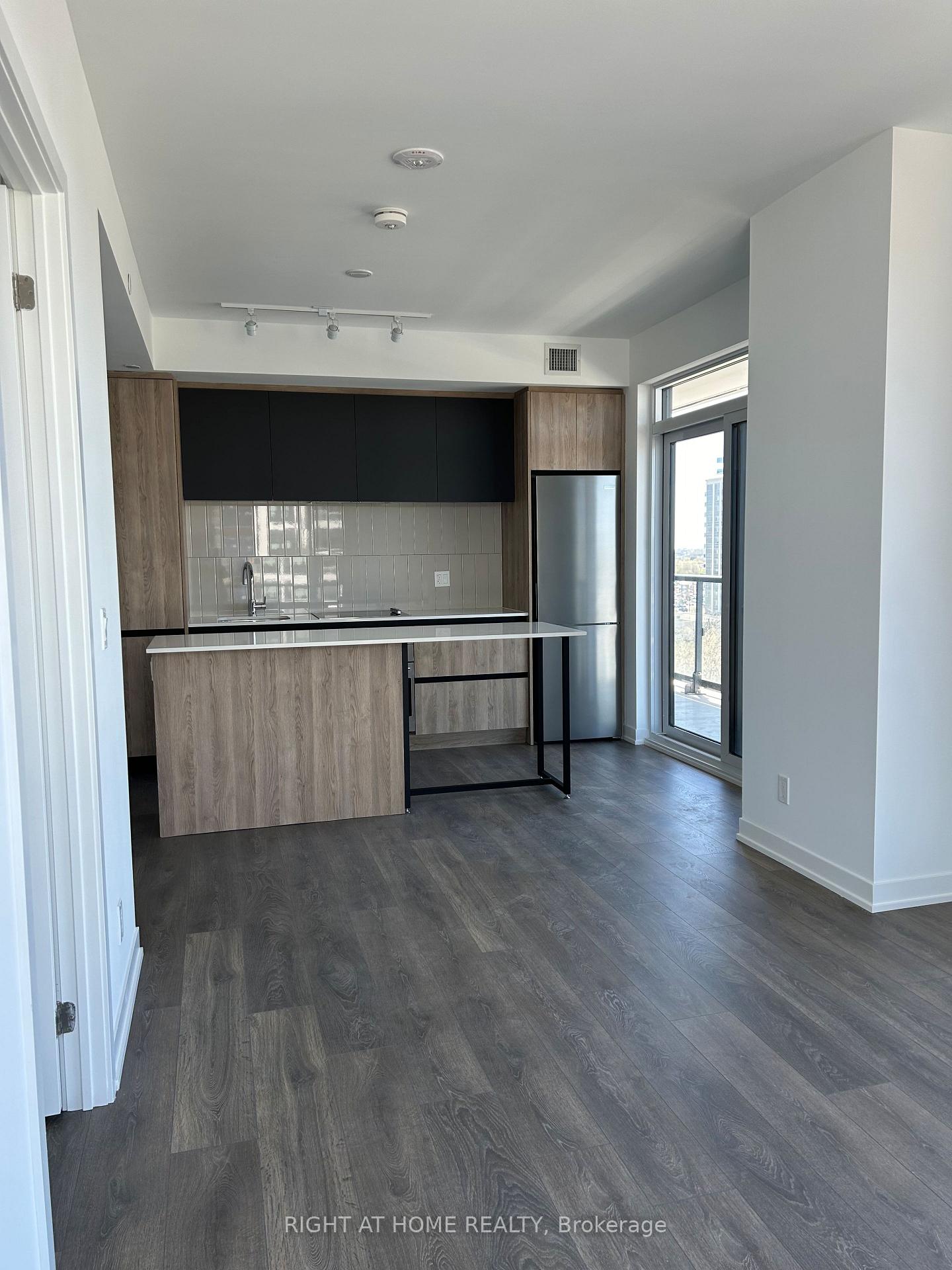 Photo 8 of Unit 1023, 7950 Bathurst Street, Vaughan, Beverley Glen — HOMEH