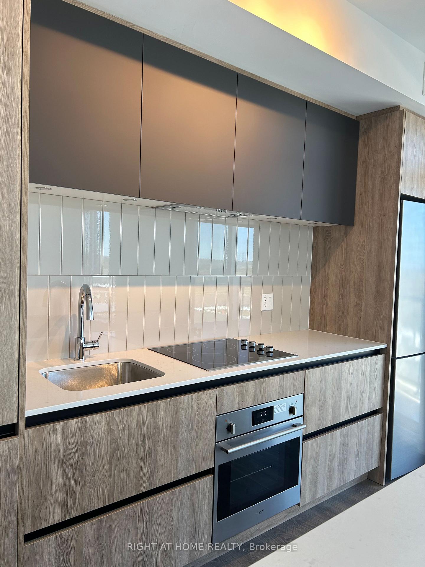 Photo 11 of Unit 1023, 7950 Bathurst Street, Vaughan, Beverley Glen — HOMEH