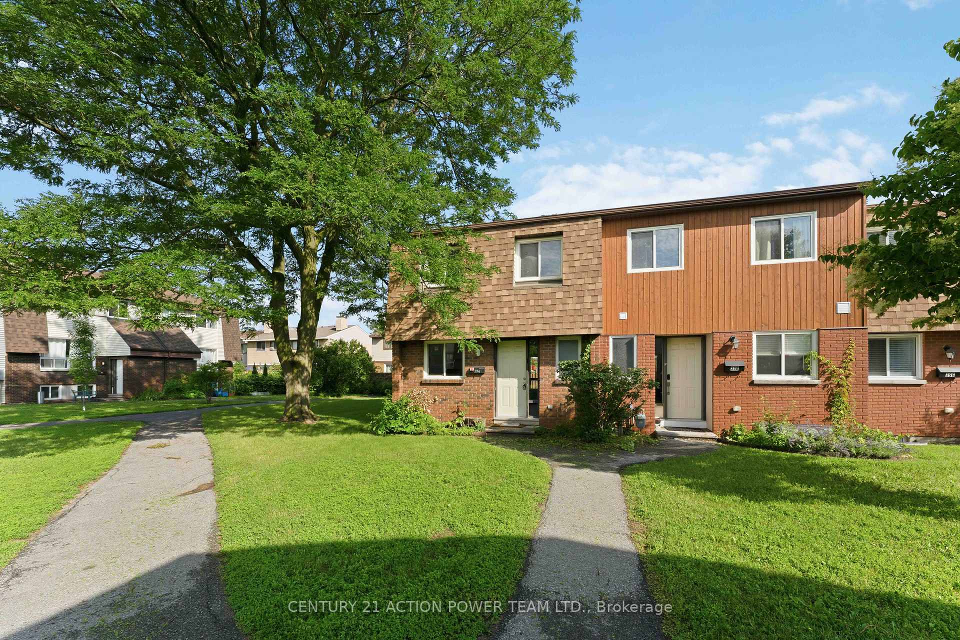 Photo 1 of Unit A, 39 Woodvale Green Drive, Ottawa, Craig Henry/Woodvale — HOMEH