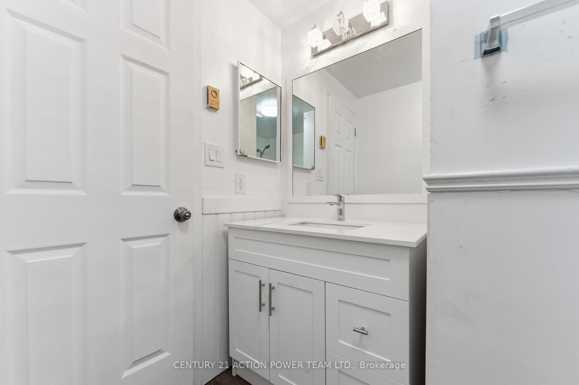 Photo 27 of Unit A, 39 Woodvale Green Drive, Ottawa, Craig Henry/Woodvale — HOMEH