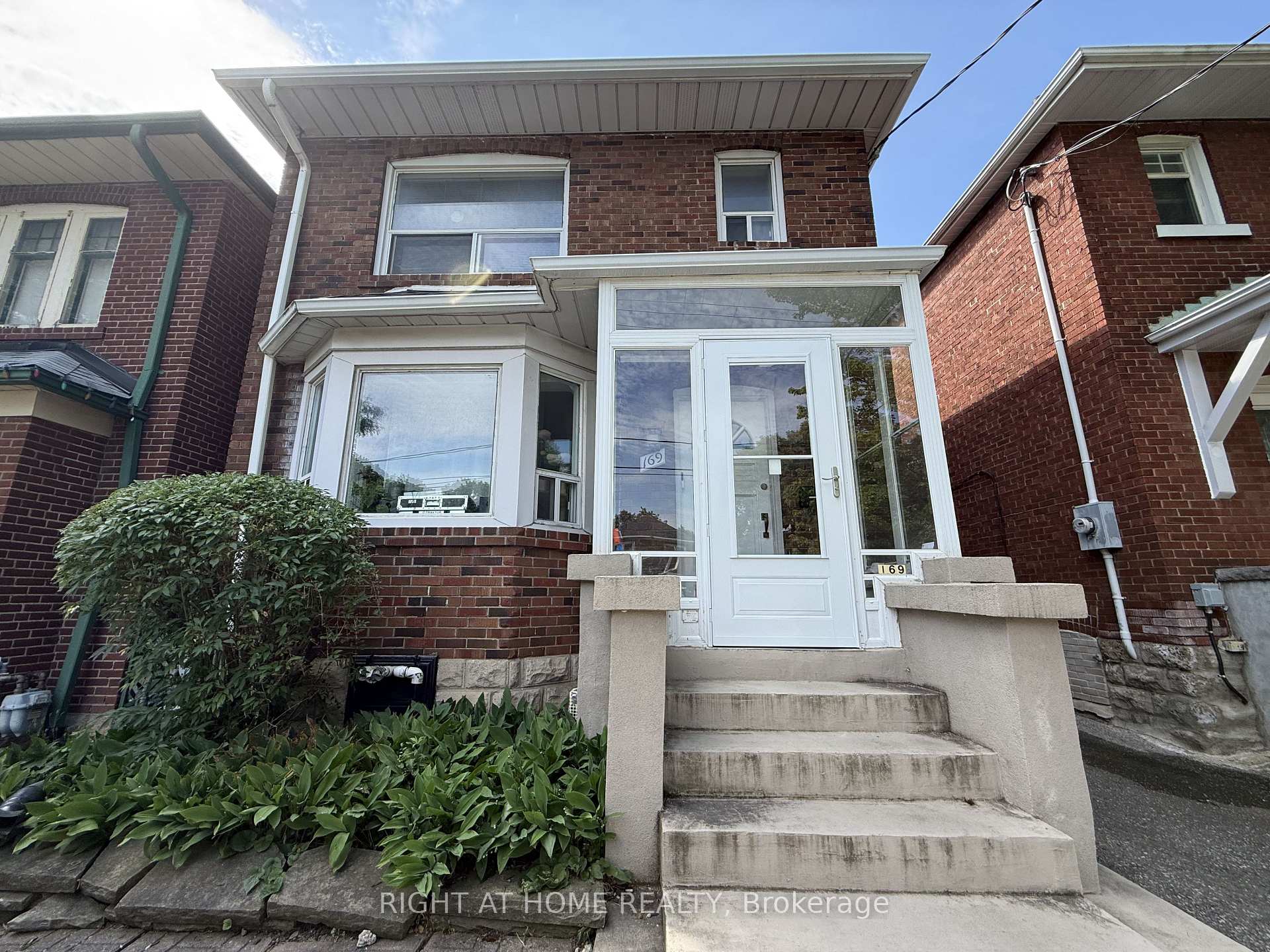 Photo 1 of Unit Bsmt, 169 Lawrence Avenue W, Toronto, Lawrence Park South — HOMEH