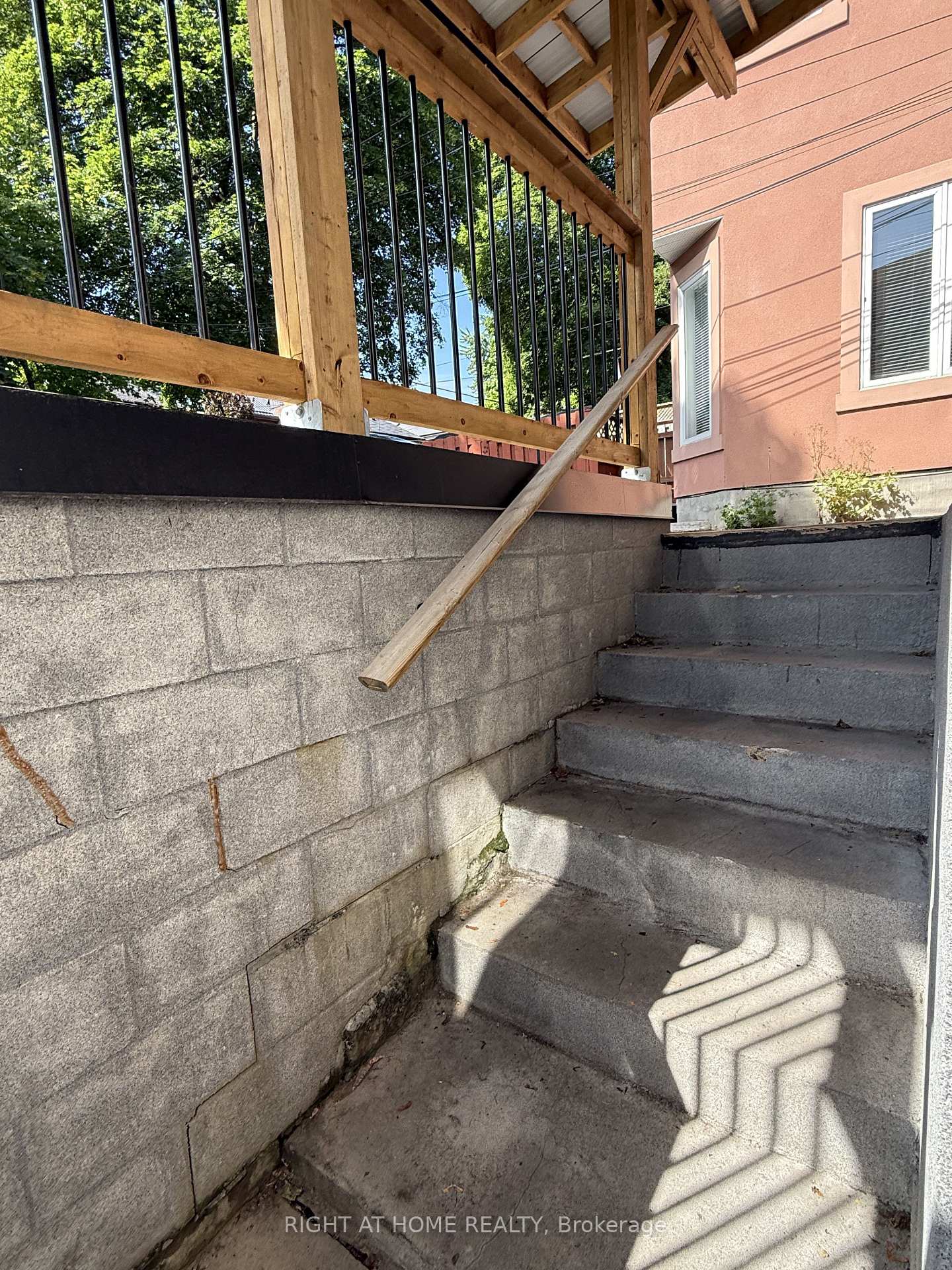 Photo 5 of Unit Bsmt, 169 Lawrence Avenue W, Toronto, Lawrence Park South — HOMEH
