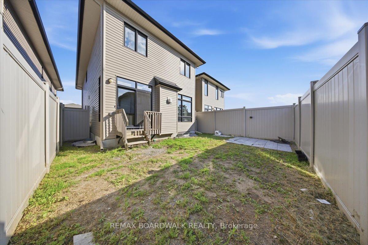 Photo 28 of 54 Thunderbolt Street, Ottawa, Kanata - Emerald Meadows/Trailwest — HOMEH