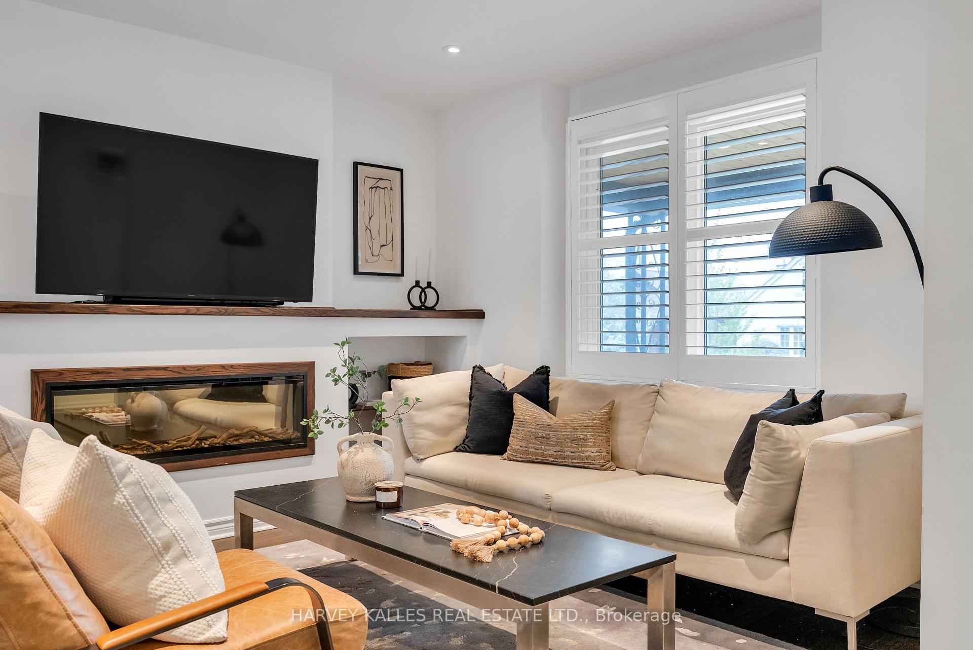 Photo 6 of 326 Glenholme Avenue, Toronto, Oakwood Village — HOMEH