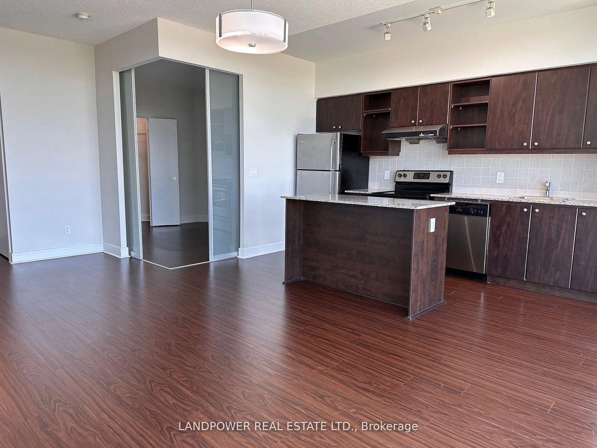 Photo 5 of Unit PH20, 35 Brian Peck Crescent, Toronto, Thorncliffe Park — HOMEH