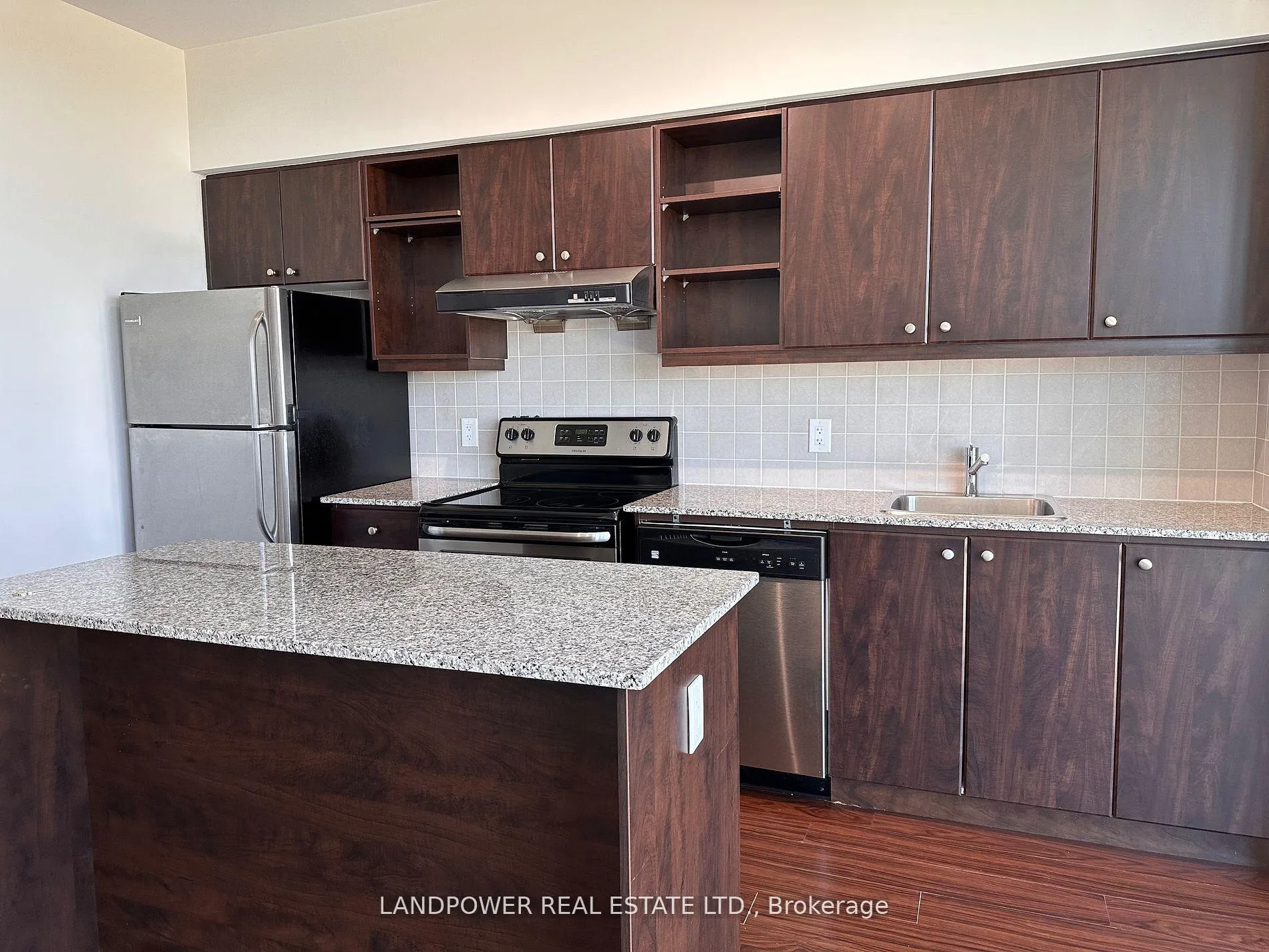 Photo 6 of Unit PH20, 35 Brian Peck Crescent, Toronto, Thorncliffe Park — HOMEH