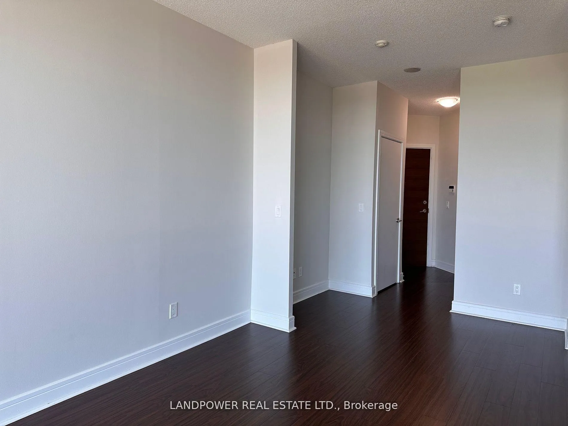 Photo 7 of Unit PH20, 35 Brian Peck Crescent, Toronto, Thorncliffe Park — HOMEH