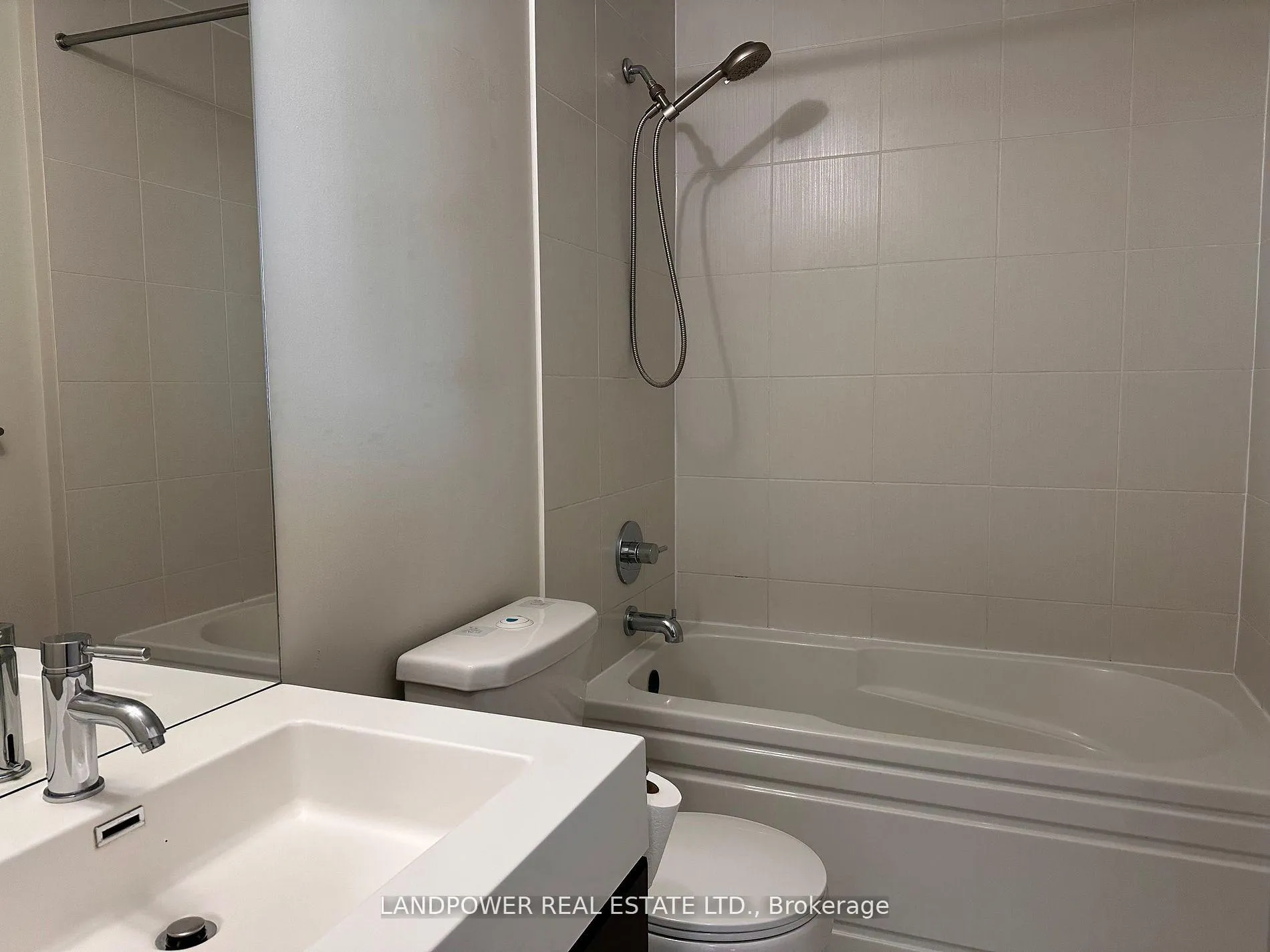 Photo 9 of Unit PH20, 35 Brian Peck Crescent, Toronto, Thorncliffe Park — HOMEH