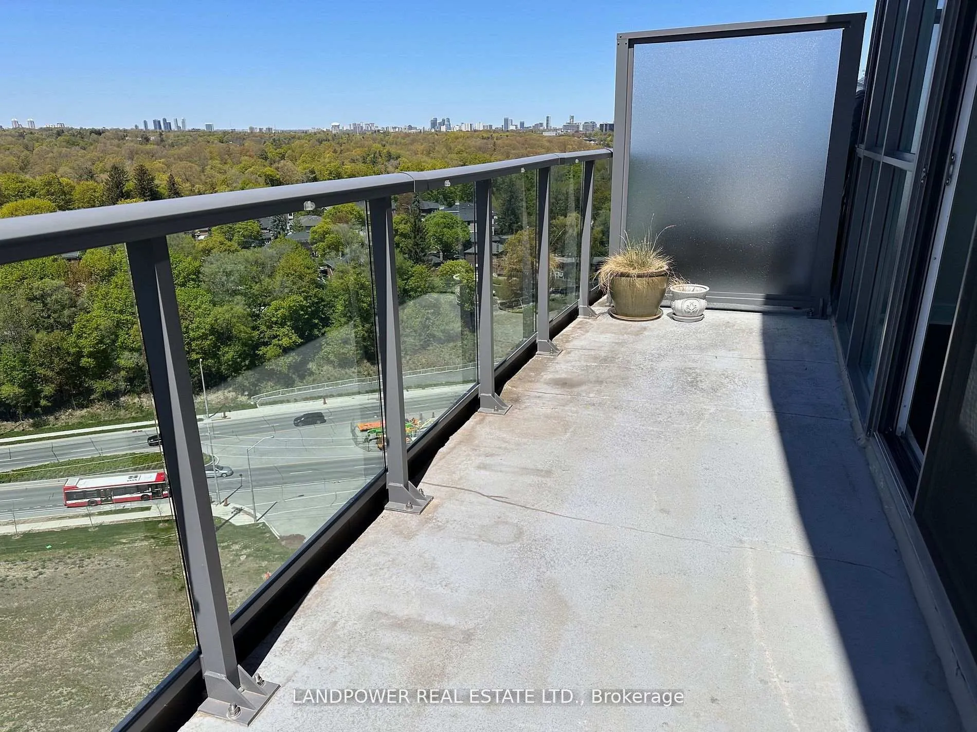 Photo 10 of Unit PH20, 35 Brian Peck Crescent, Toronto, Thorncliffe Park — HOMEH