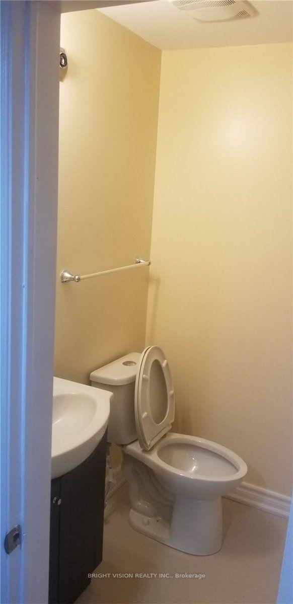 Photo 10 of Unit Bsmt, 93 Chloe Crescent, Markham, Middlefield — HOMEH
