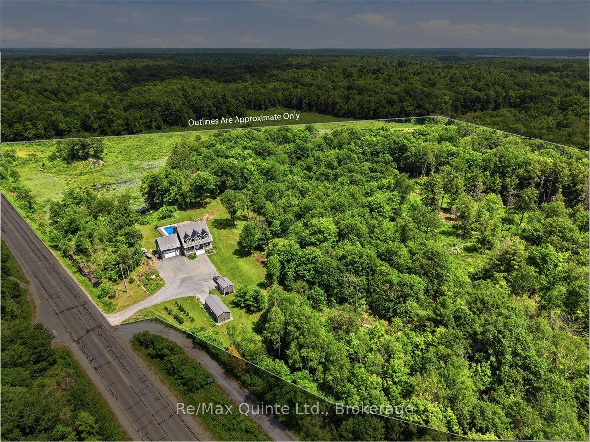 Photo 5 of 11828 Road 38, Frontenac, Frontenac Centre — HOMEH