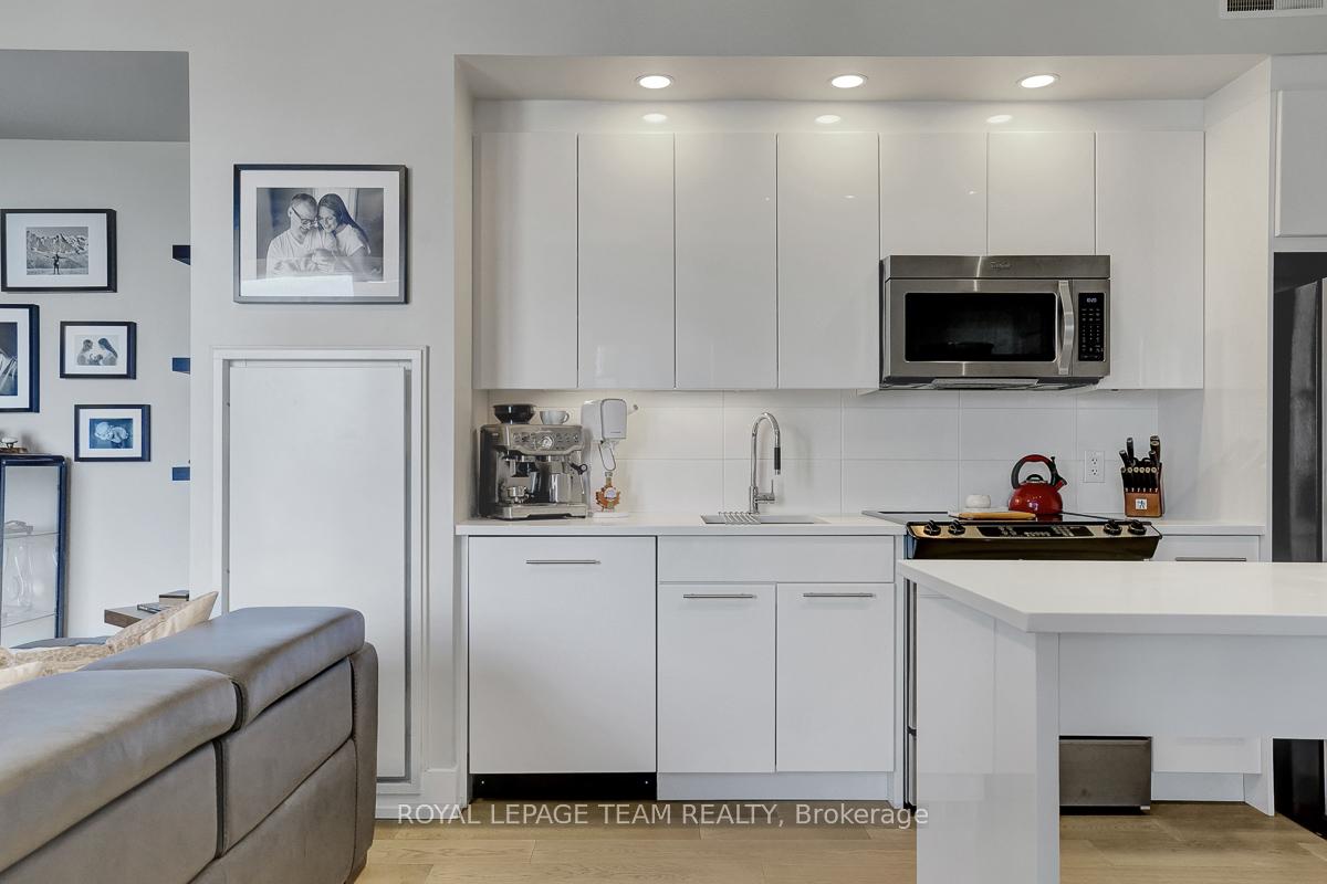Photo 4 of Unit 712, 360 Patricia Avenue, Ottawa, Westboro South — HOMEH