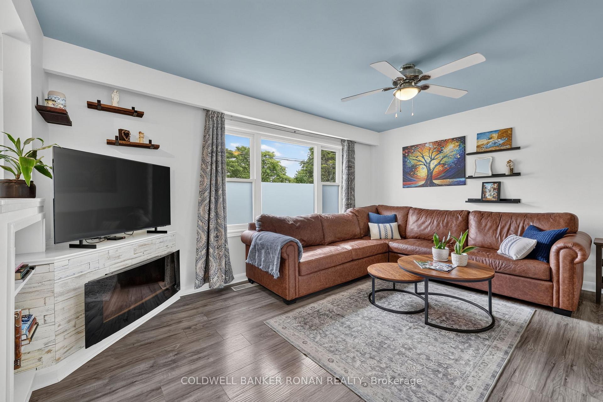 Photo 16 of 15 Essa Road, New Tecumseth, Alliston — HOMEH
