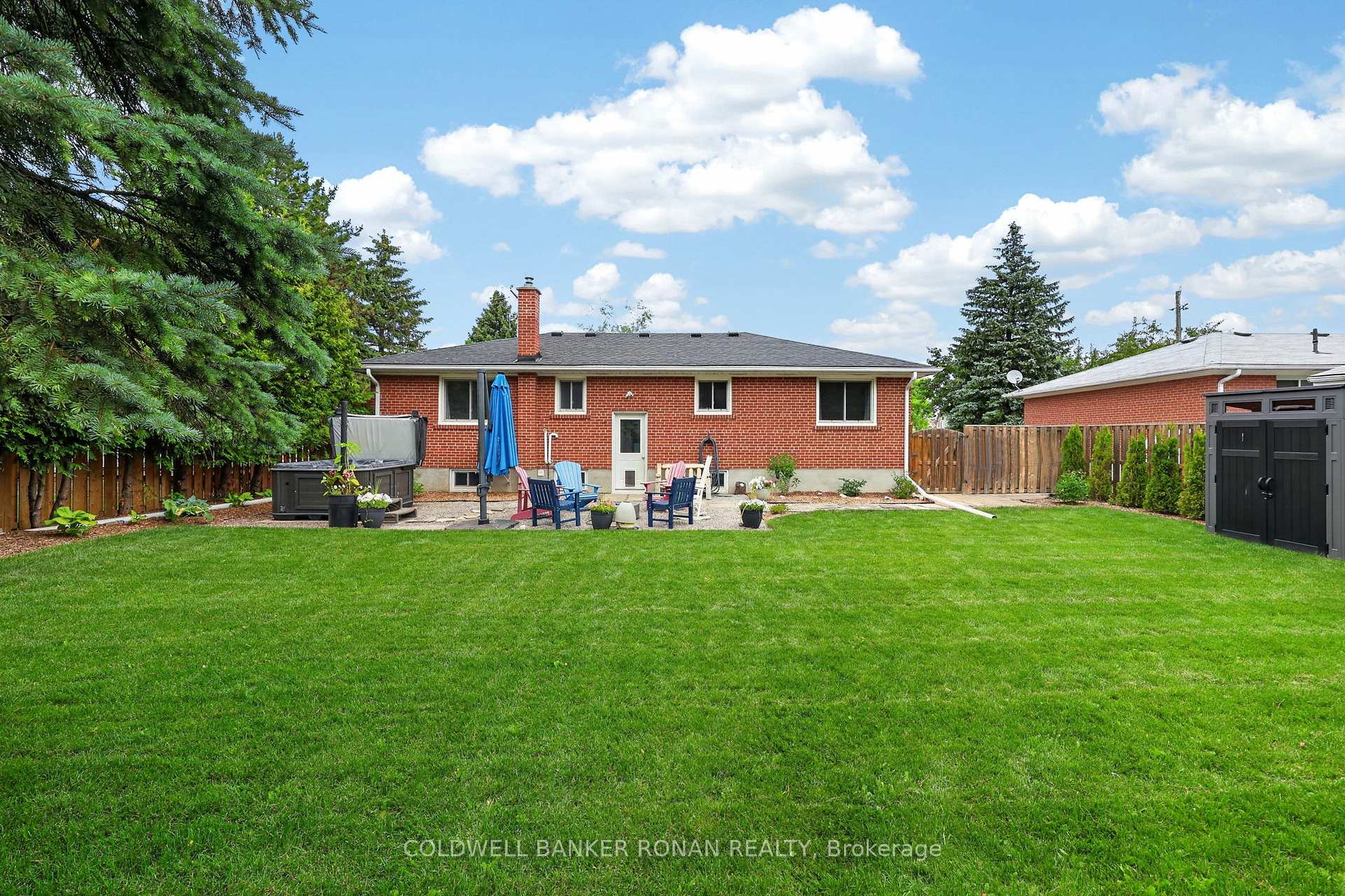 Photo 43 of 15 Essa Road, New Tecumseth, Alliston — HOMEH