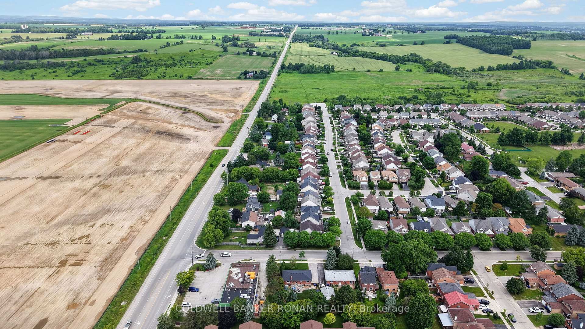 Photo 46 of 15 Essa Road, New Tecumseth, Alliston — HOMEH