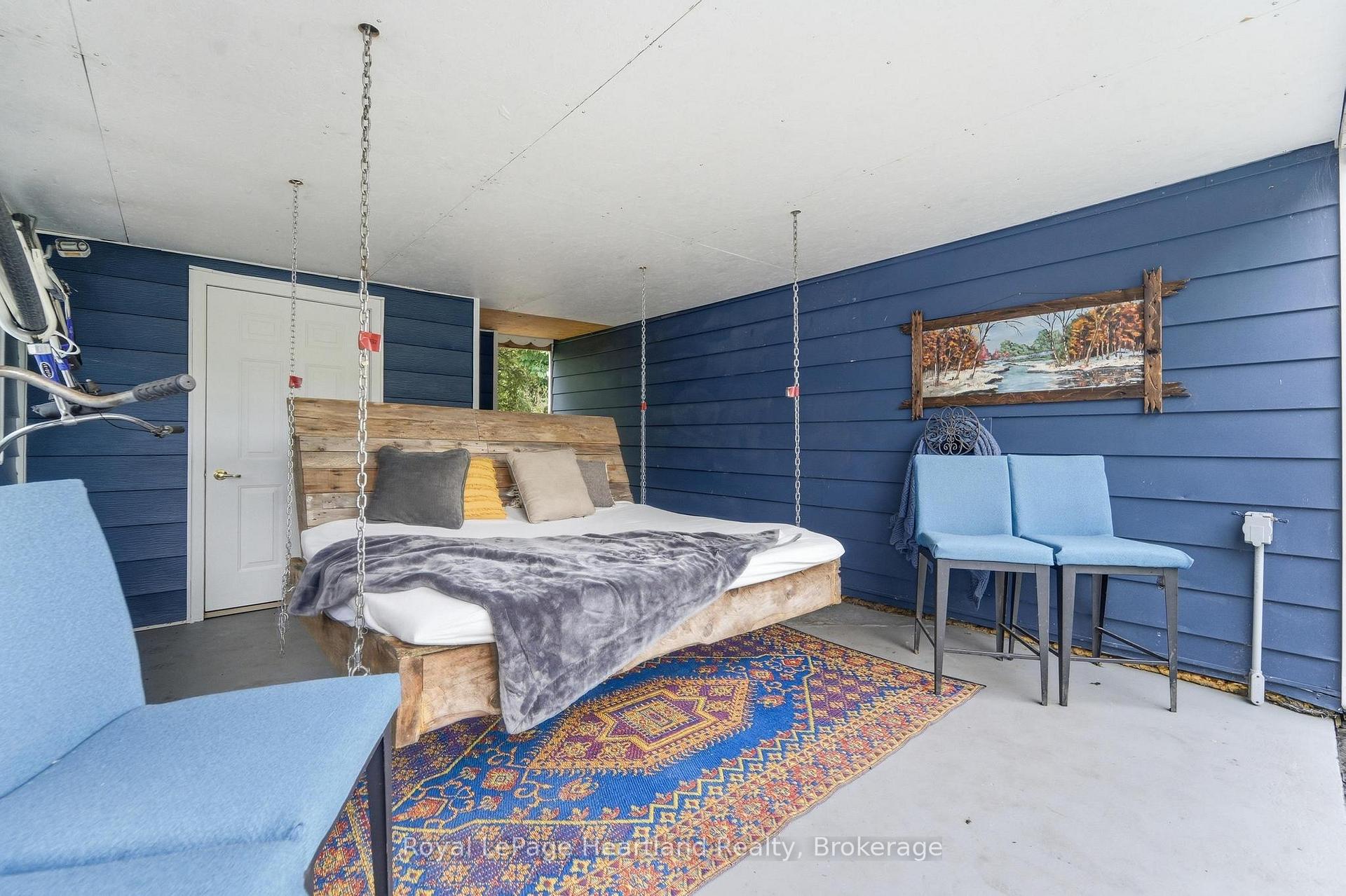 Photo 4 of 36 Jane Street, Bluewater, Bayfield — HOMEH