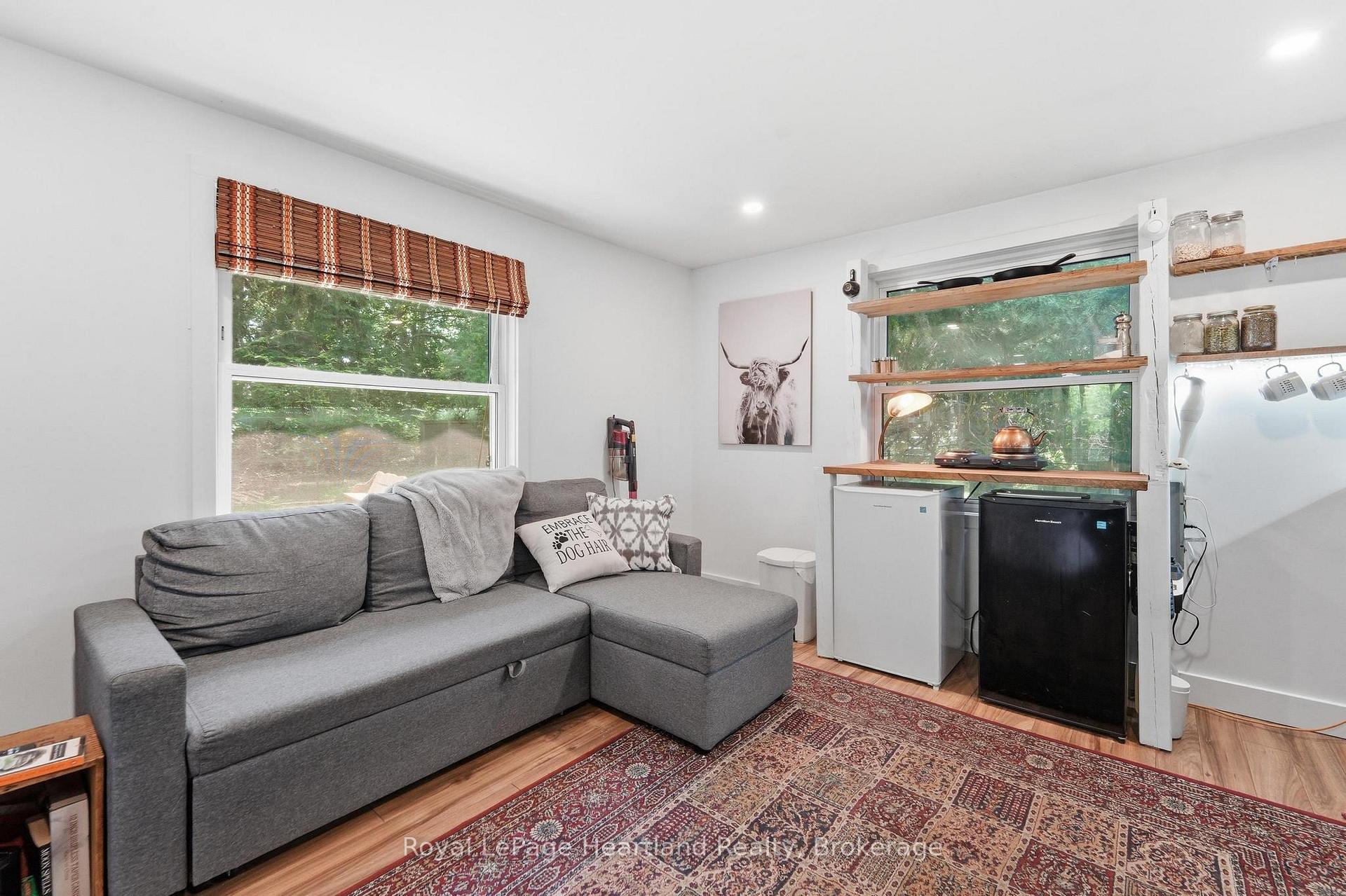 Photo 8 of 36 Jane Street, Bluewater, Bayfield — HOMEH