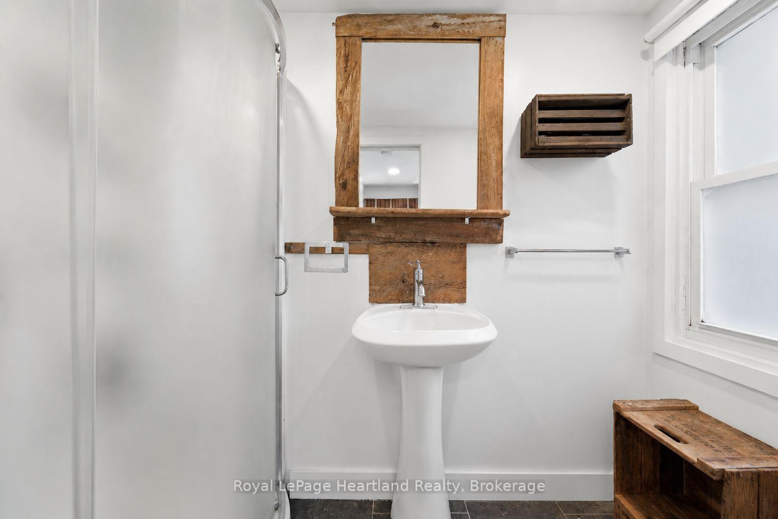 Photo 12 of 36 Jane Street, Bluewater, Bayfield — HOMEH