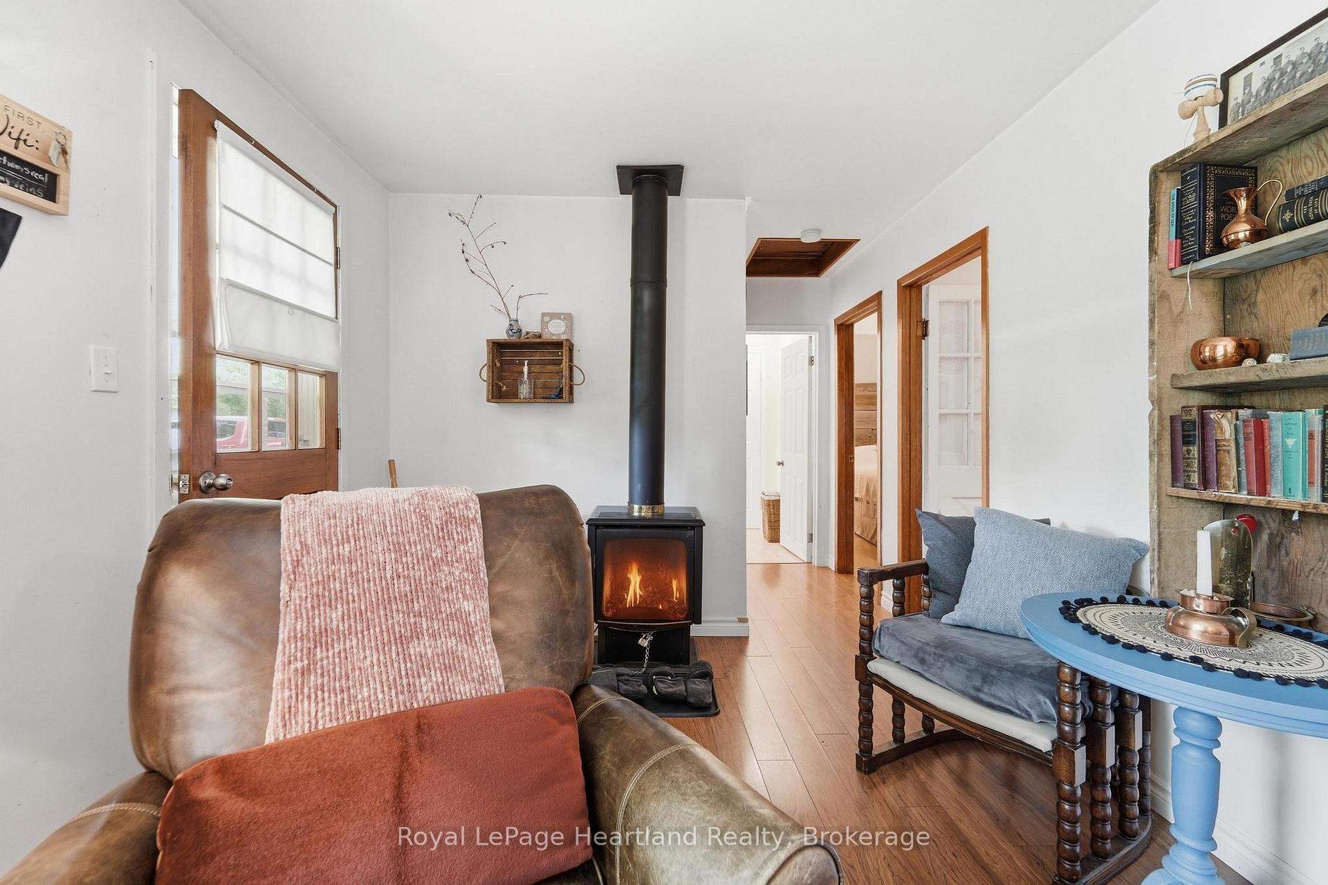 Photo 14 of 36 Jane Street, Bluewater, Bayfield — HOMEH