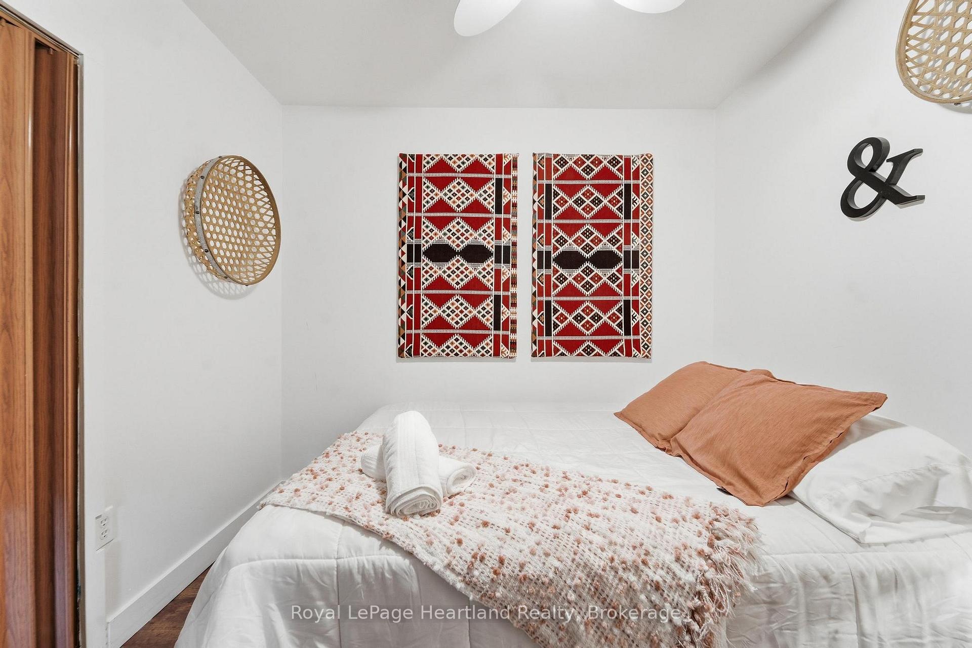 Photo 22 of 36 Jane Street, Bluewater, Bayfield — HOMEH