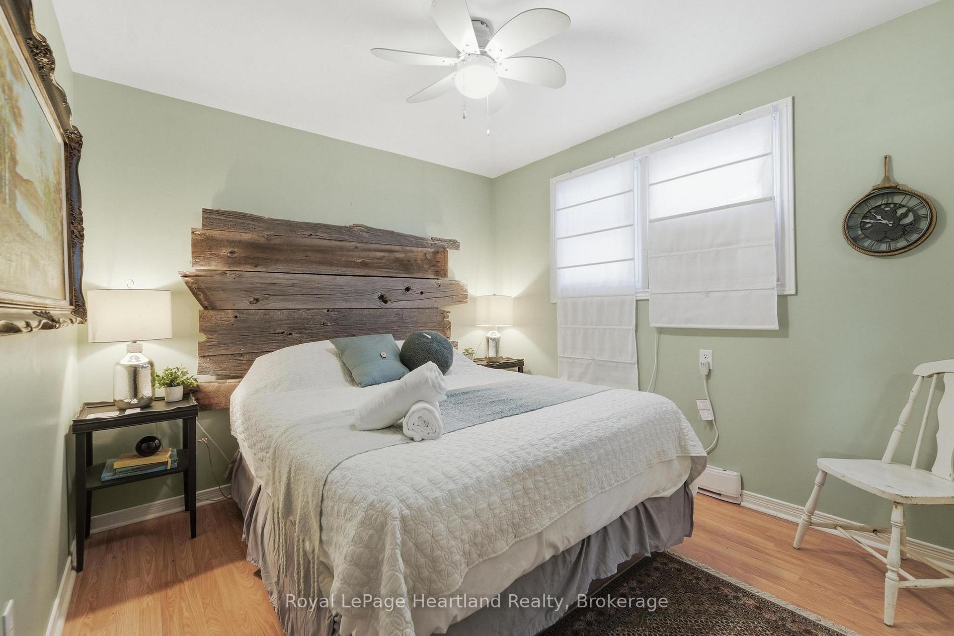 Photo 26 of 36 Jane Street, Bluewater, Bayfield — HOMEH