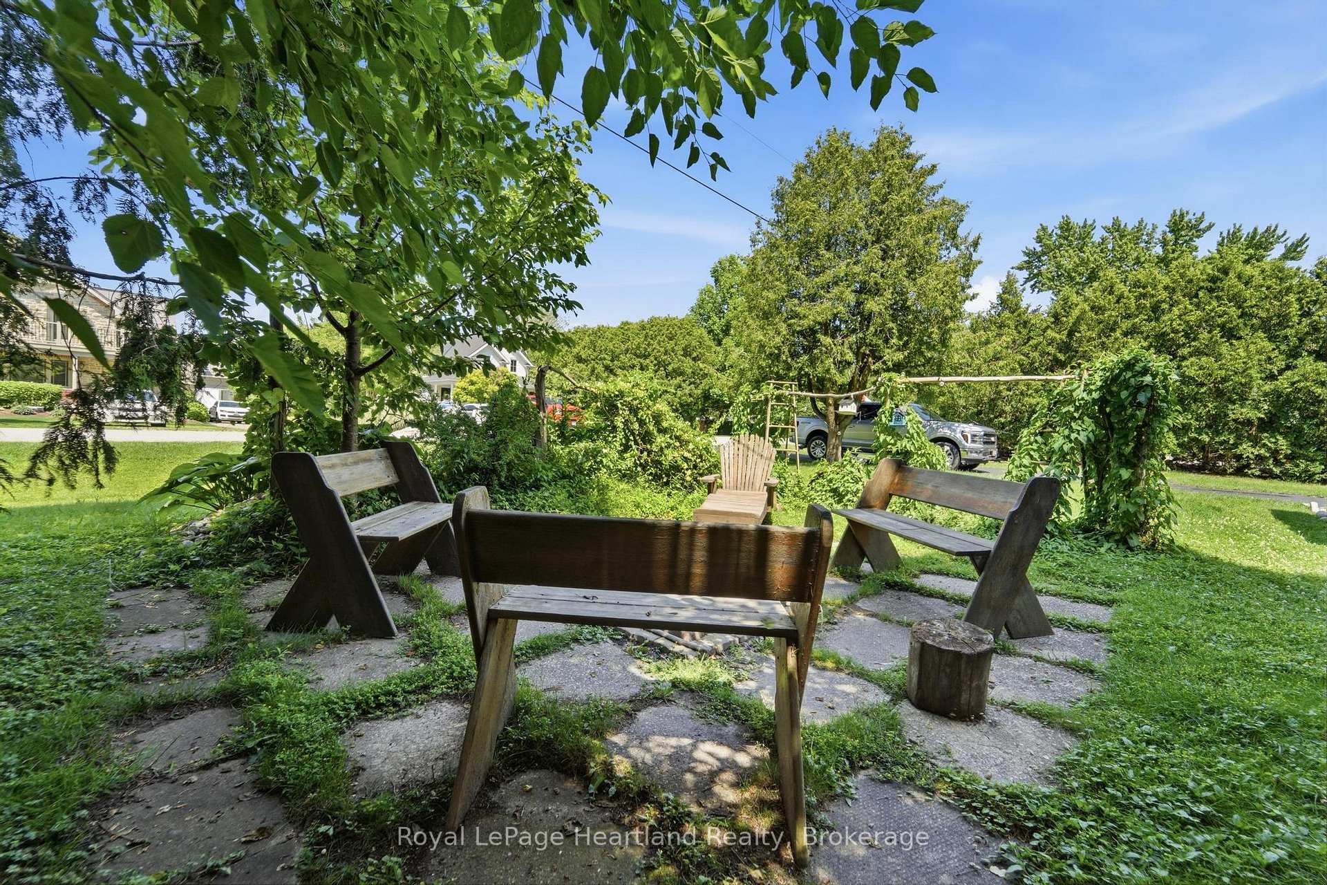 Photo 28 of 36 Jane Street, Bluewater, Bayfield — HOMEH