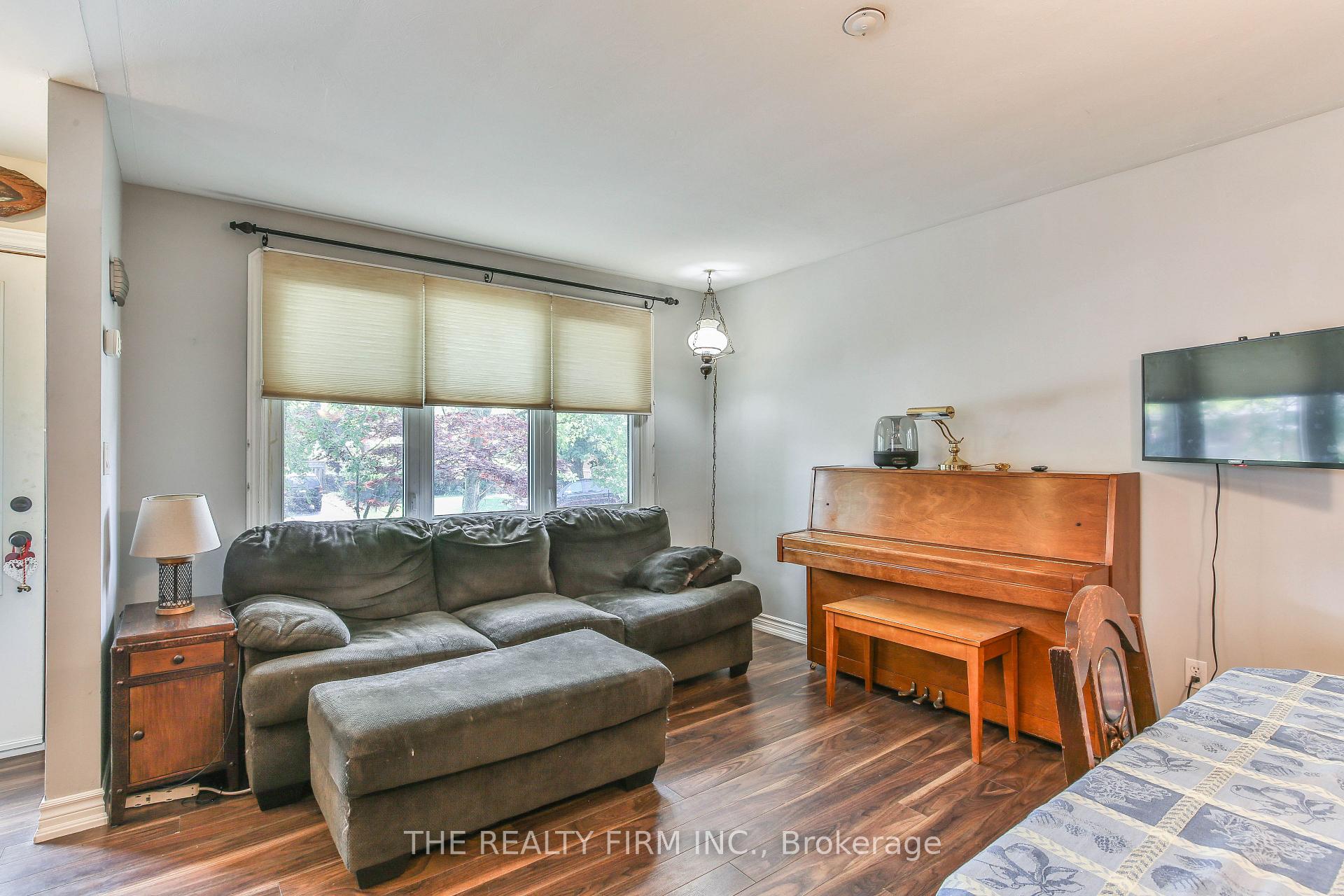 Photo 13 of 13 Vanbuskirk Drive, St. Thomas — HOMEH