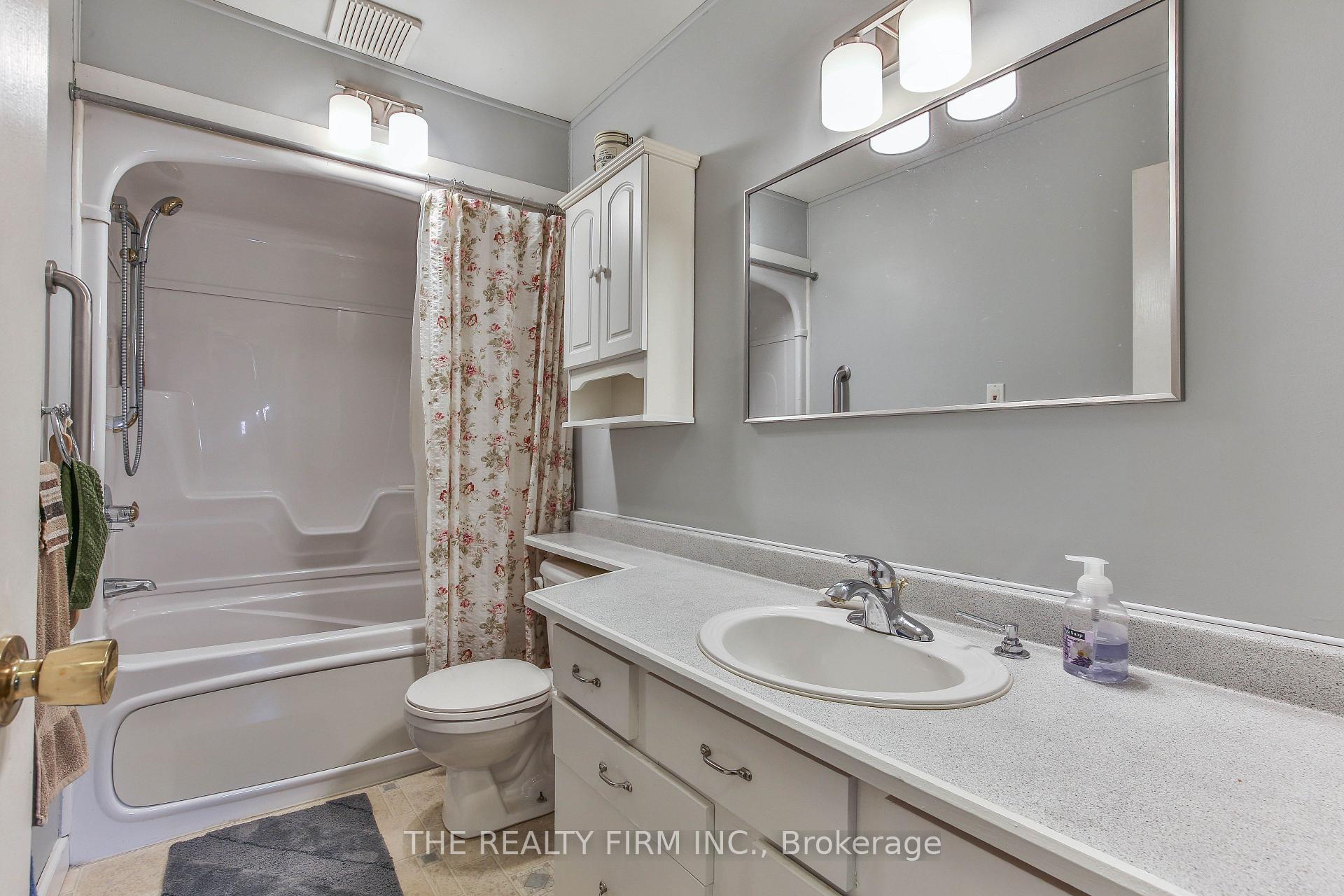 Photo 19 of 13 Vanbuskirk Drive, St. Thomas — HOMEH