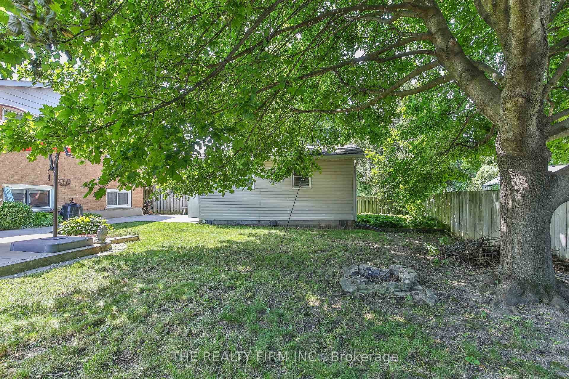 Photo 32 of 13 Vanbuskirk Drive, St. Thomas — HOMEH