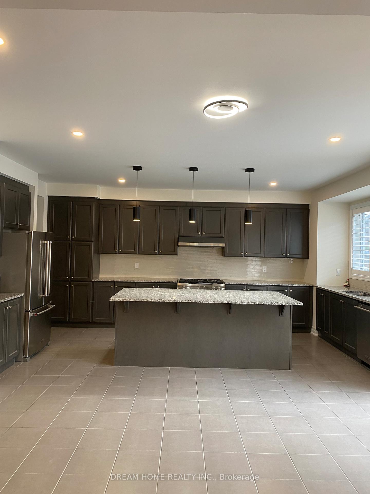 Photo 1 of 429 Ginger Gate, Oakville, Glenorchy — HOMEH