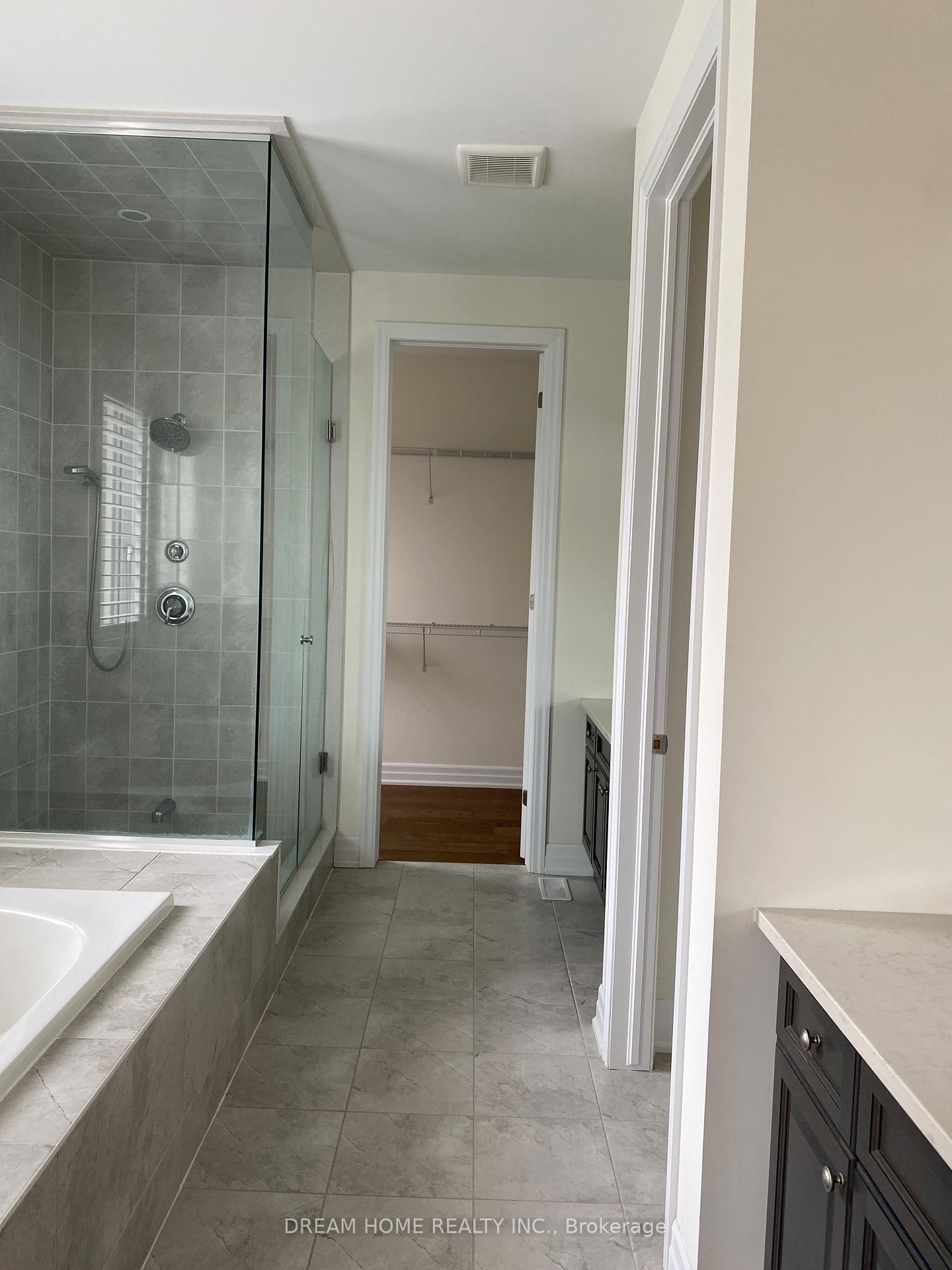 Photo 11 of 429 Ginger Gate, Oakville, Glenorchy — HOMEH