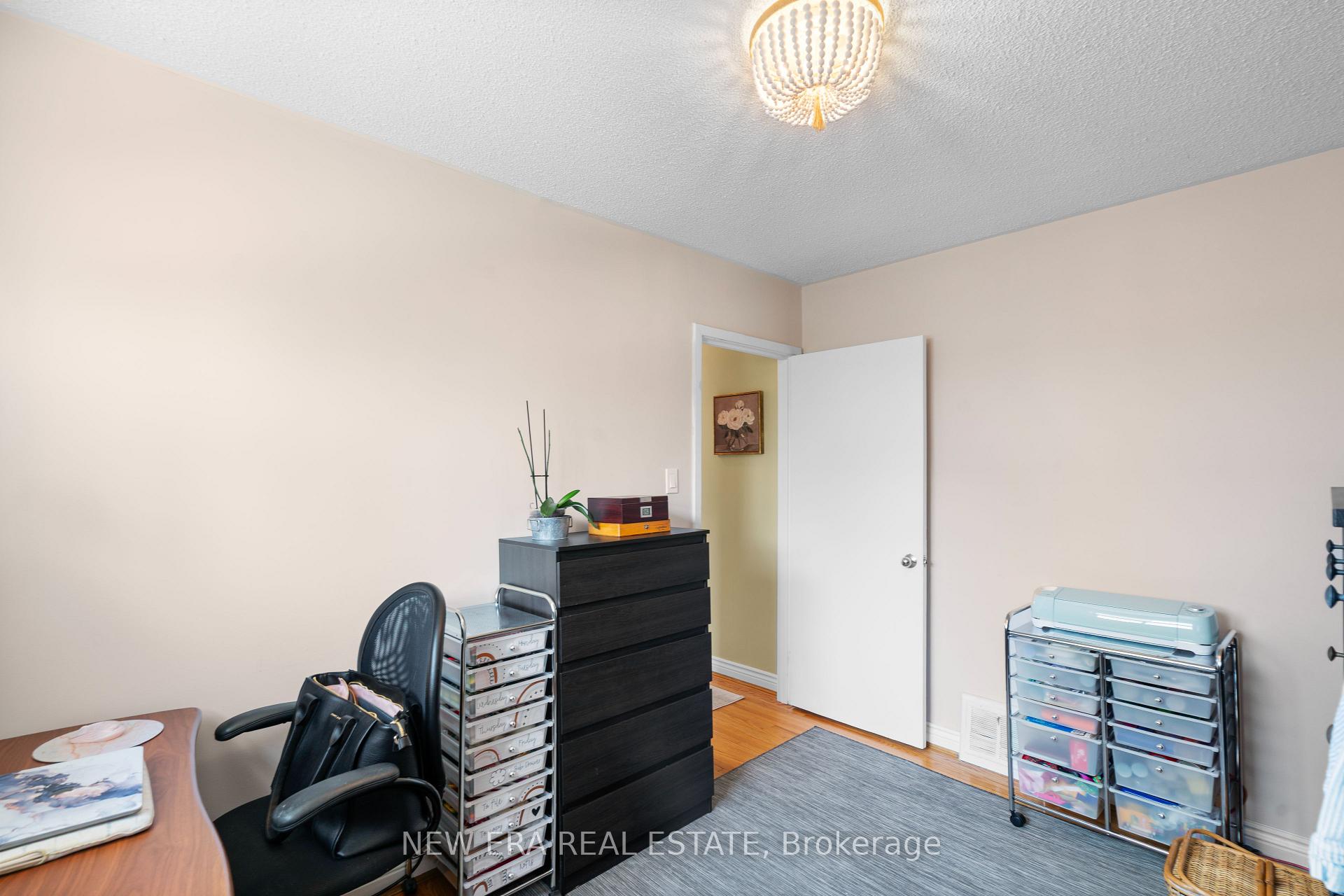 Photo 18 of 91 Hadrian Drive, Etobicoke, Elms-Old Rexdale — HOMEH