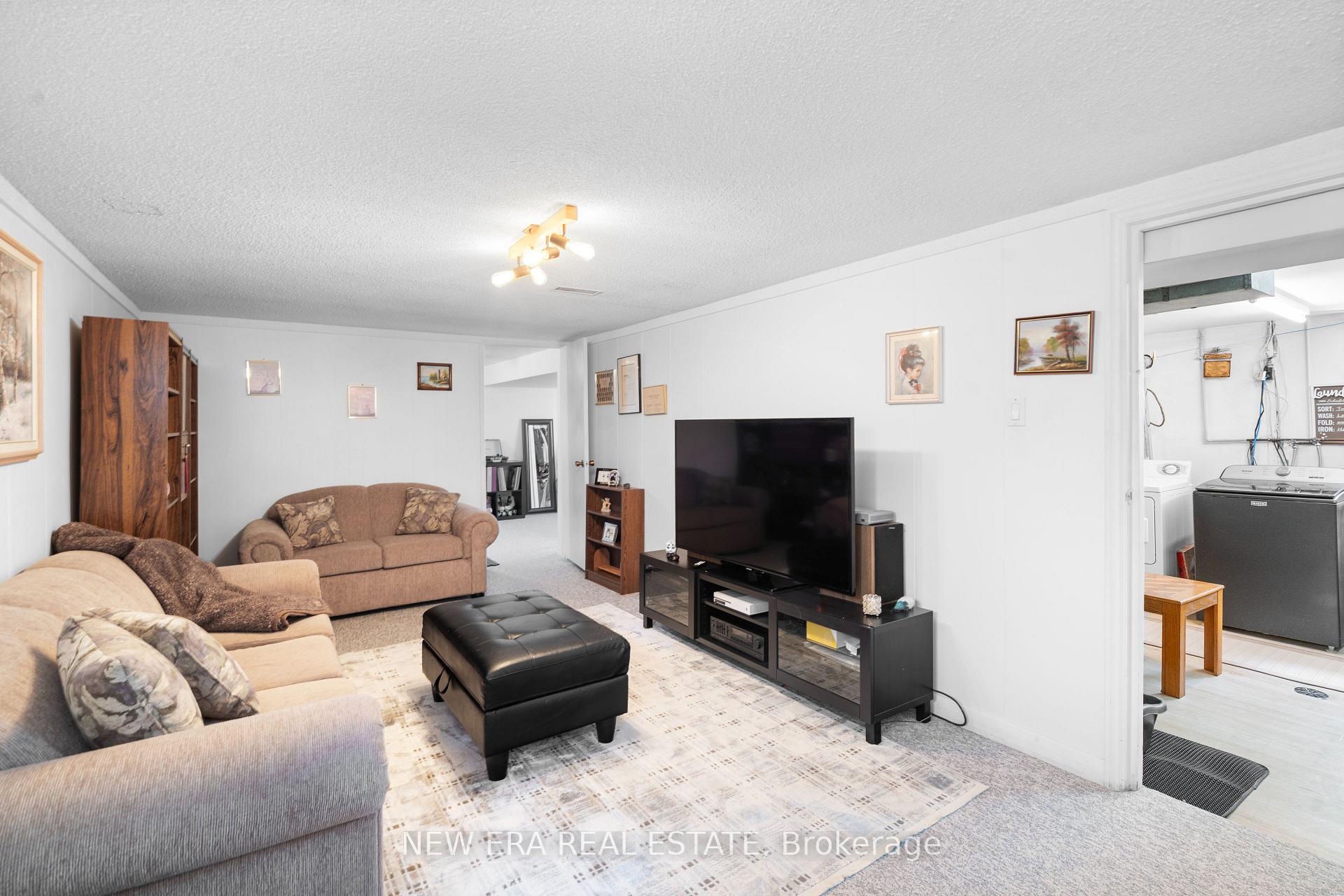 Photo 21 of 91 Hadrian Drive, Etobicoke, Elms-Old Rexdale — HOMEH