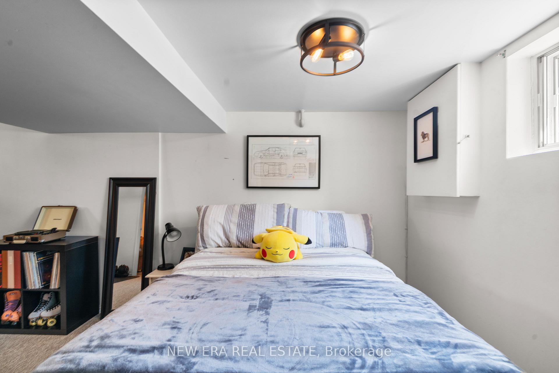 Photo 22 of 91 Hadrian Drive, Etobicoke, Elms-Old Rexdale — HOMEH