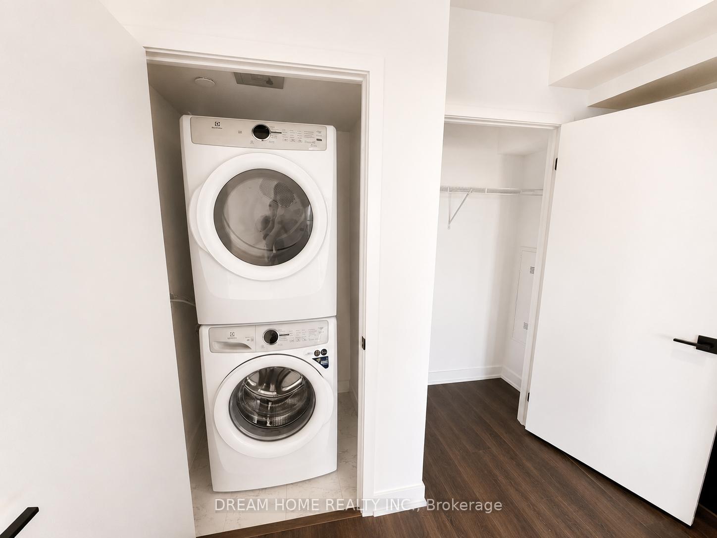 Photo 20 of Unit 3009, 609 Sherbourne Street, Toronto, North St. James Town — HOMEH