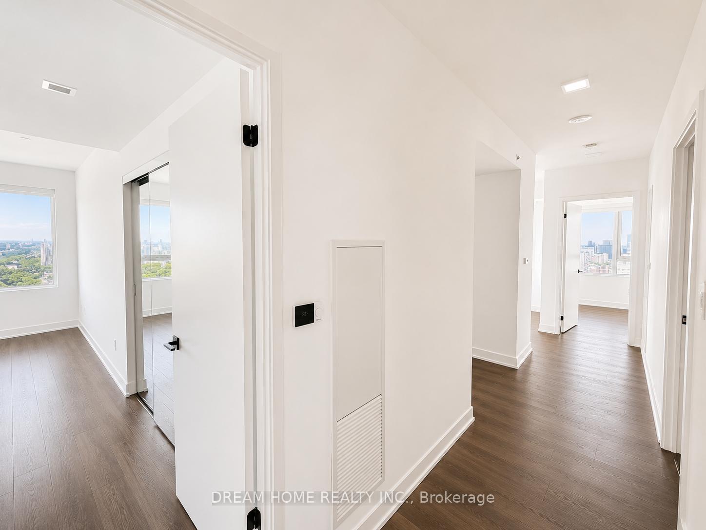 Photo 21 of Unit 3009, 609 Sherbourne Street, Toronto, North St. James Town — HOMEH