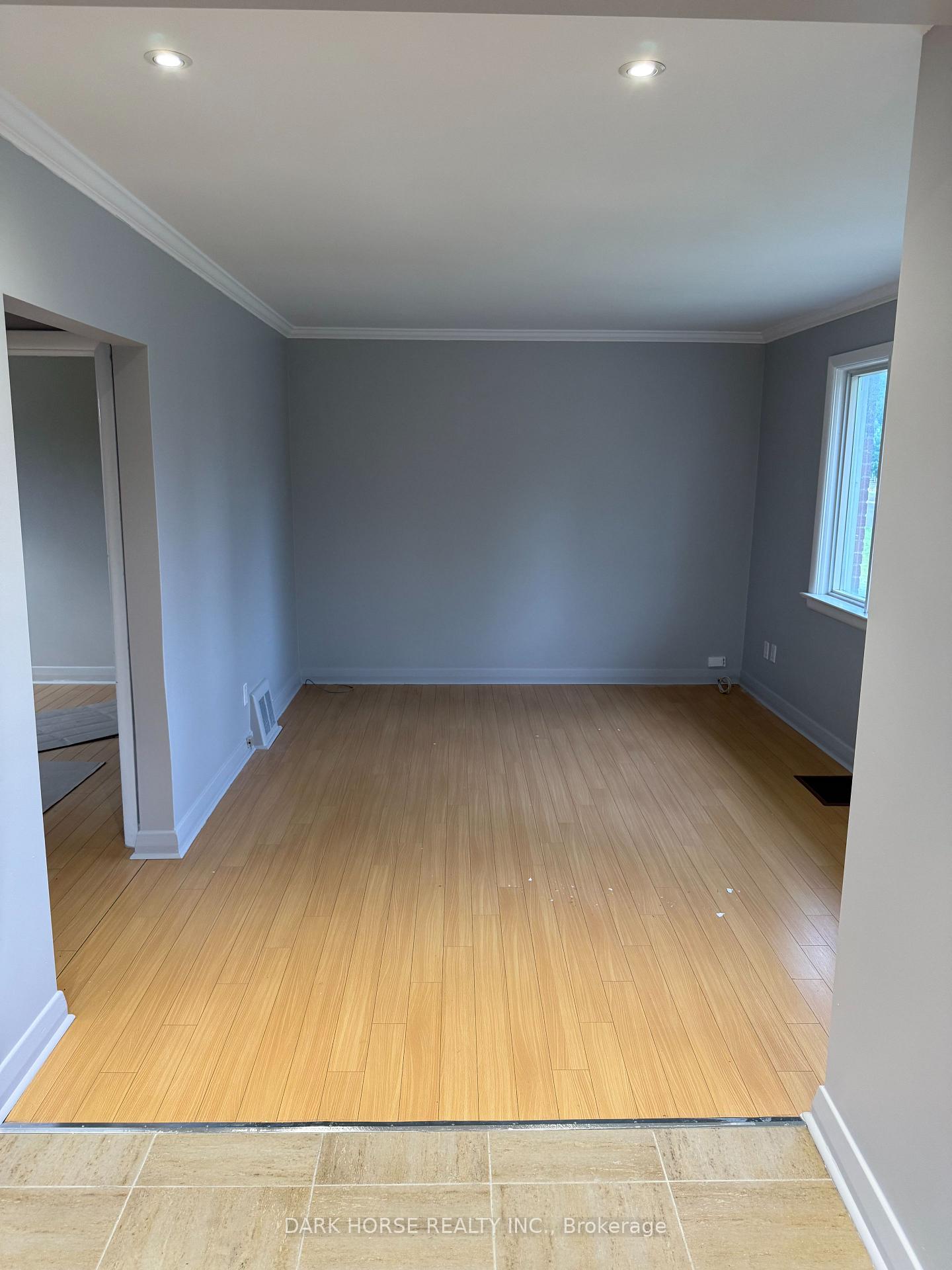 Photo 6 of 76 Calvington Drive, North York, Downsview-Roding-CFB — HOMEH