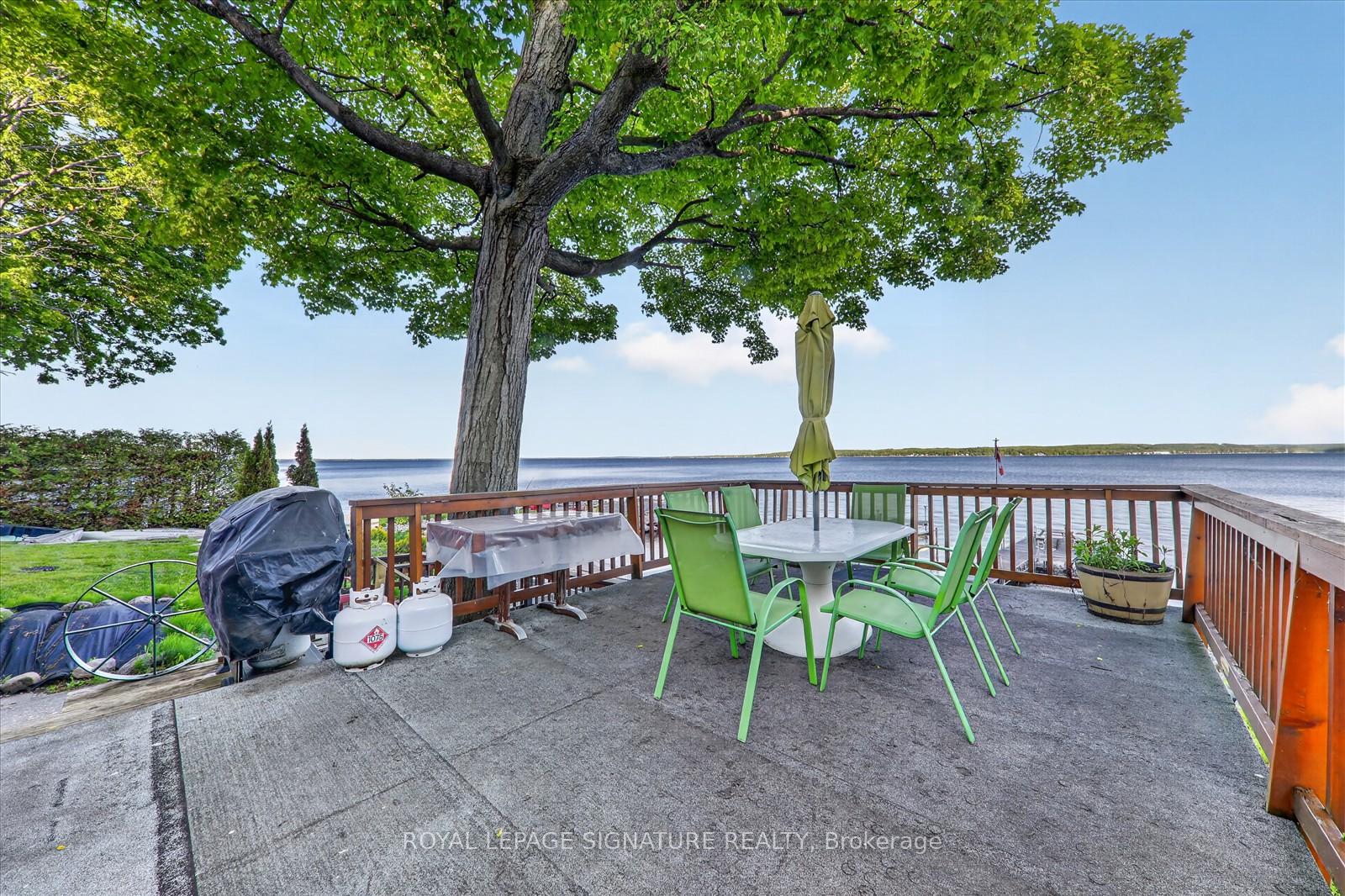 Photo 7 of 427 Mundys Bay Road, Midland — HOMEH