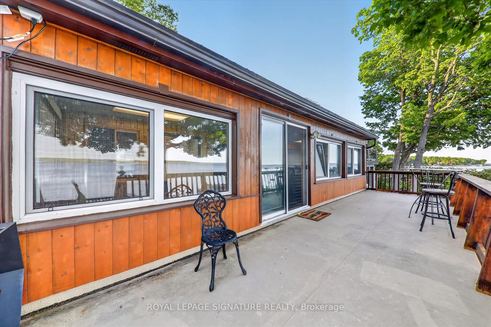 Photo 10 of 427 Mundys Bay Road, Midland — HOMEH